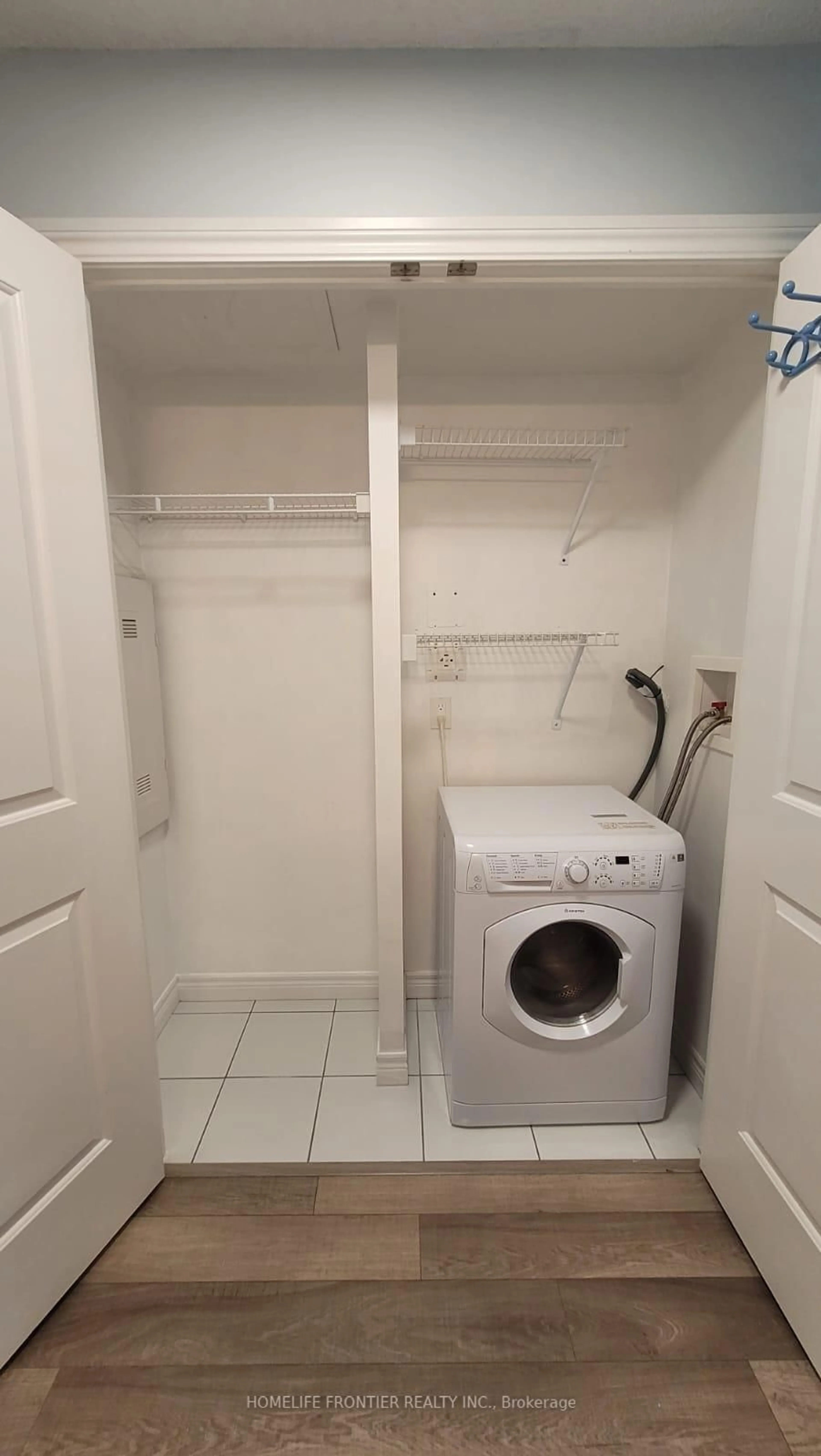 Laundry room for 50 Town Centre Crt #1705, Toronto Ontario M1P 4Y7