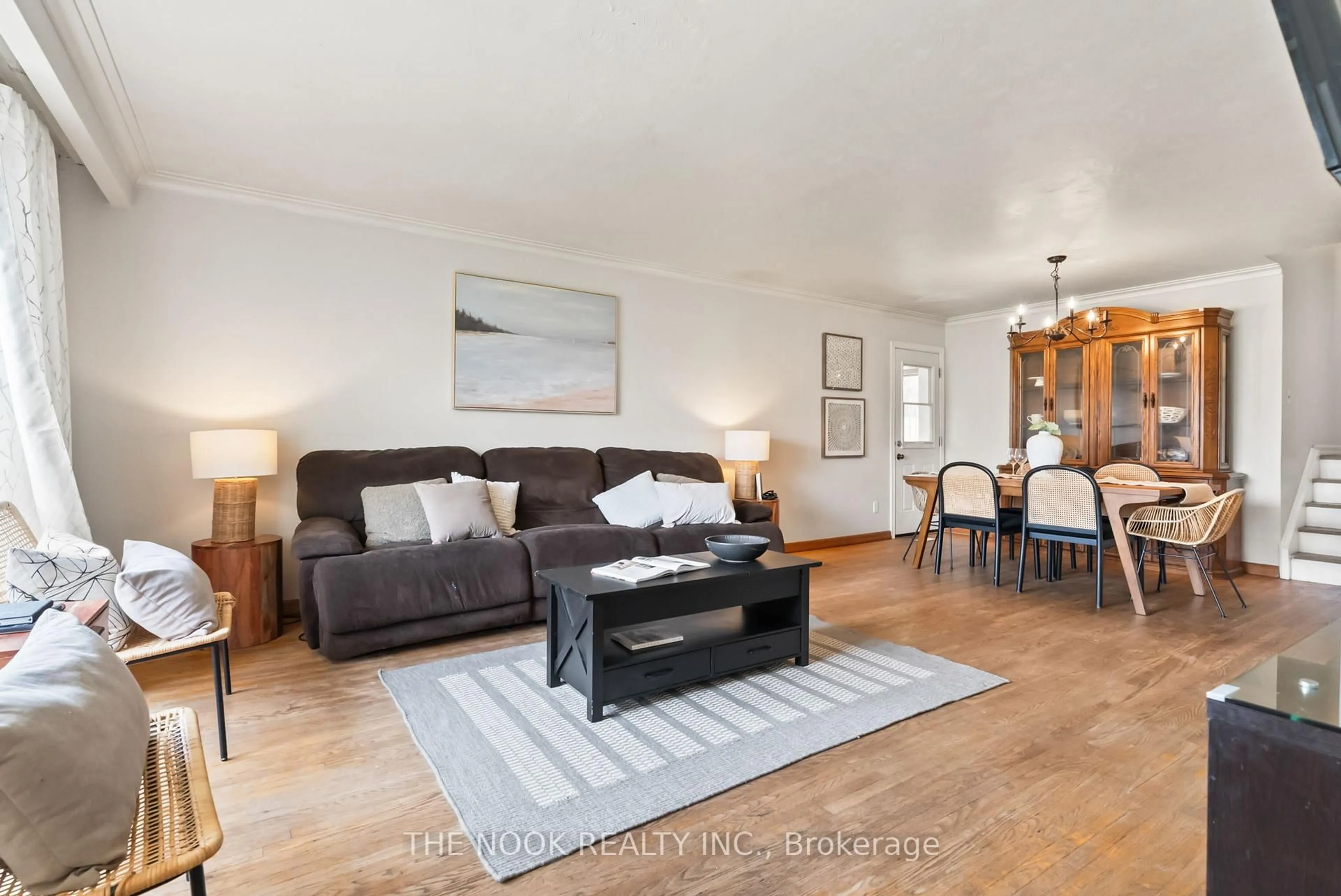 Living room with furniture, wood/laminate floor for 437 ADELAIDE Ave, Oshawa Ontario L1G 2A4