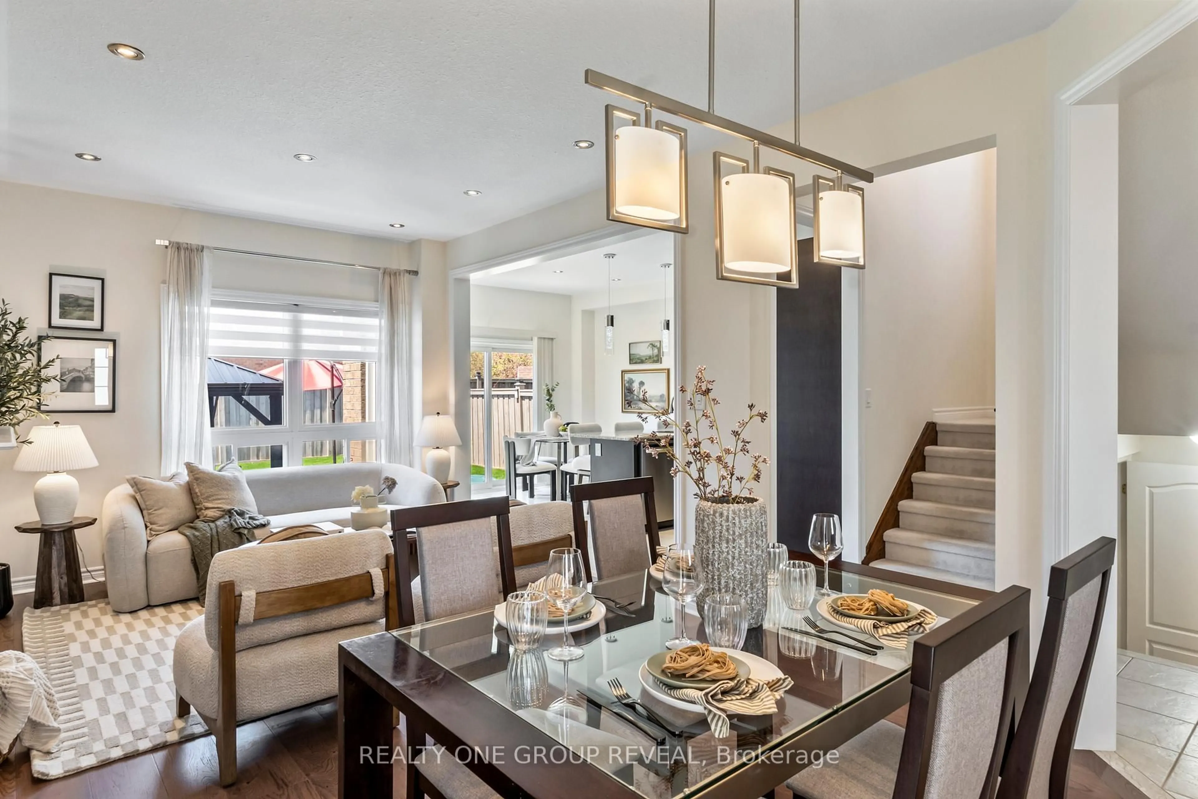 Dining room, unknown for 111 Glen Eagles Dr, Clarington Ontario L1E 3H8