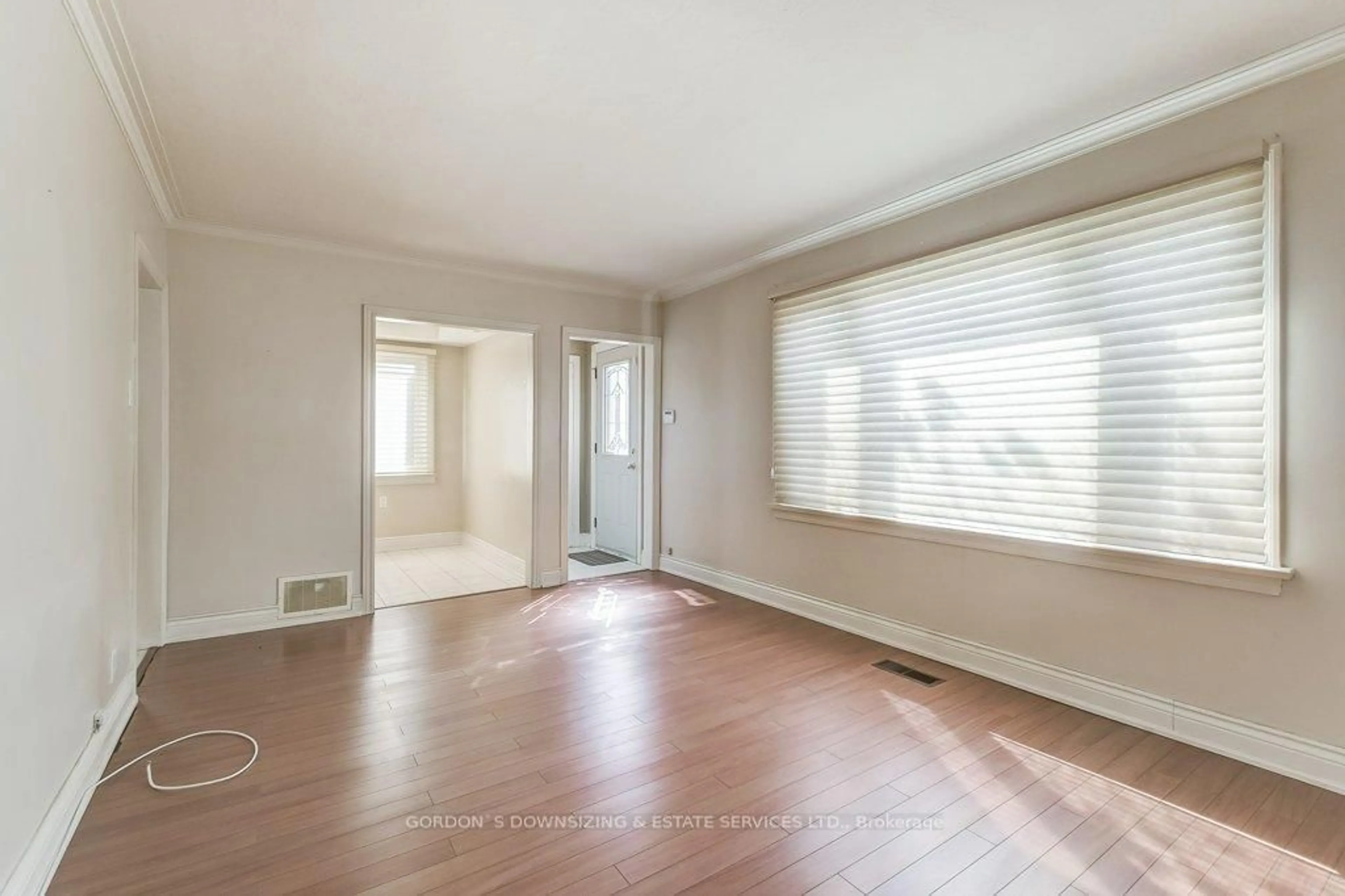 A pic of a room for 6 Holswade Rd, Toronto Ontario M1L 2G2