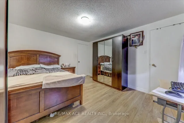 Additional property image - 1121 Sandhurst Circ Unit 20