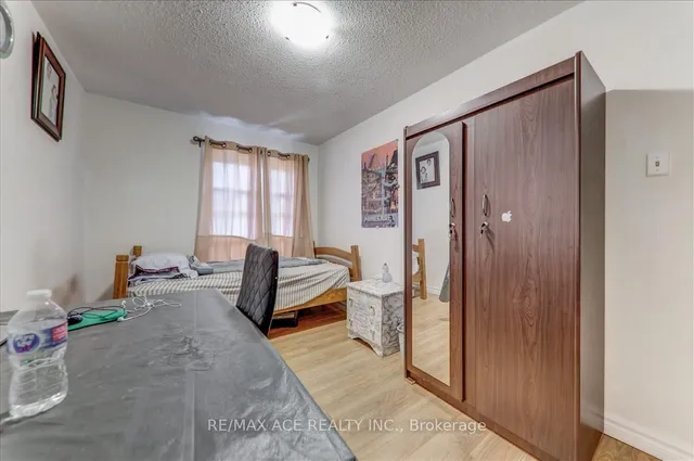 Additional property image - 1121 Sandhurst Circ Unit 20