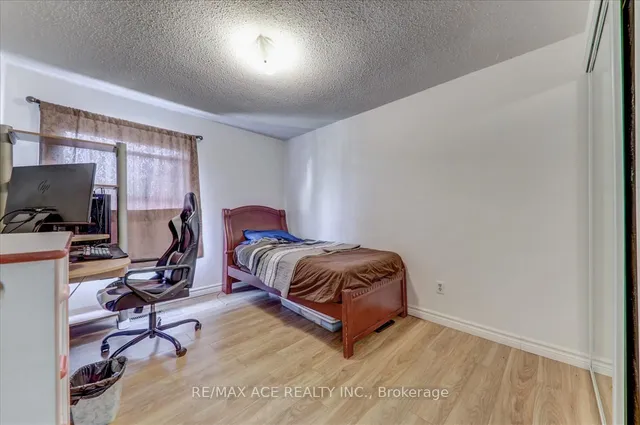 Additional property image - 1121 Sandhurst Circ Unit 20