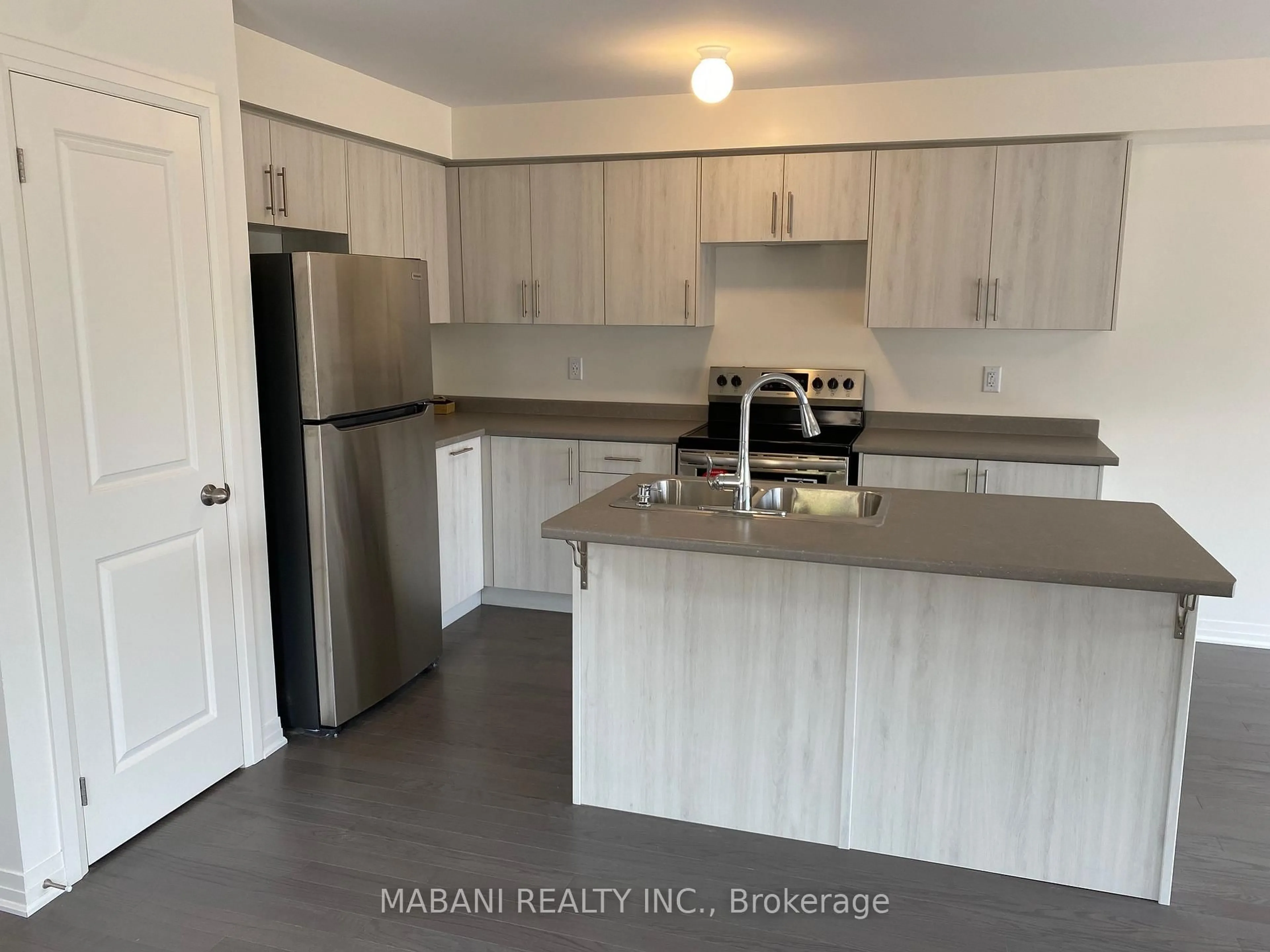Unknown for 1 King George Way, Clarington Ontario L1C 3K7