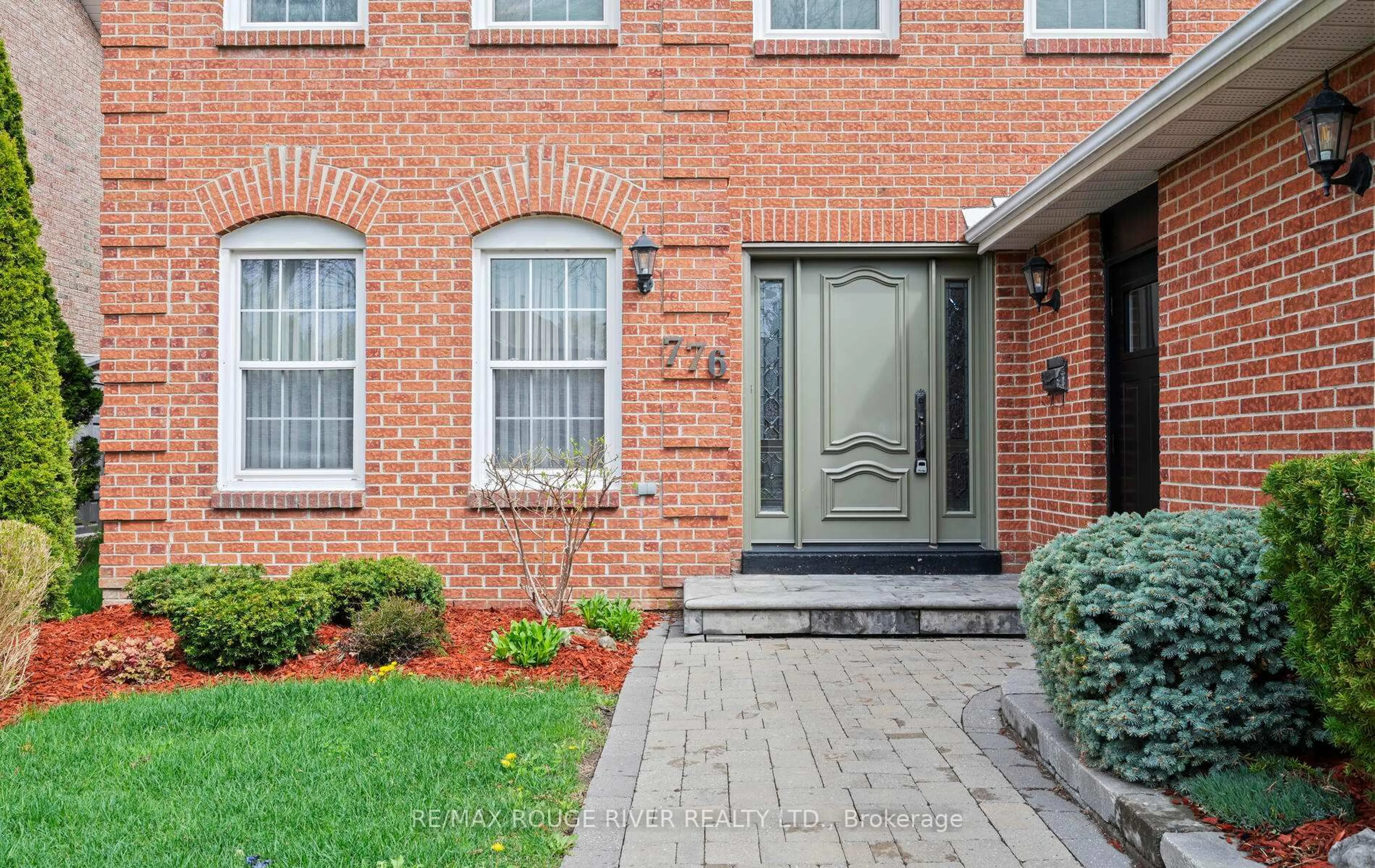 Home with brick exterior material, street for 776 Pebble Crt, Pickering Ontario L1V 3P3