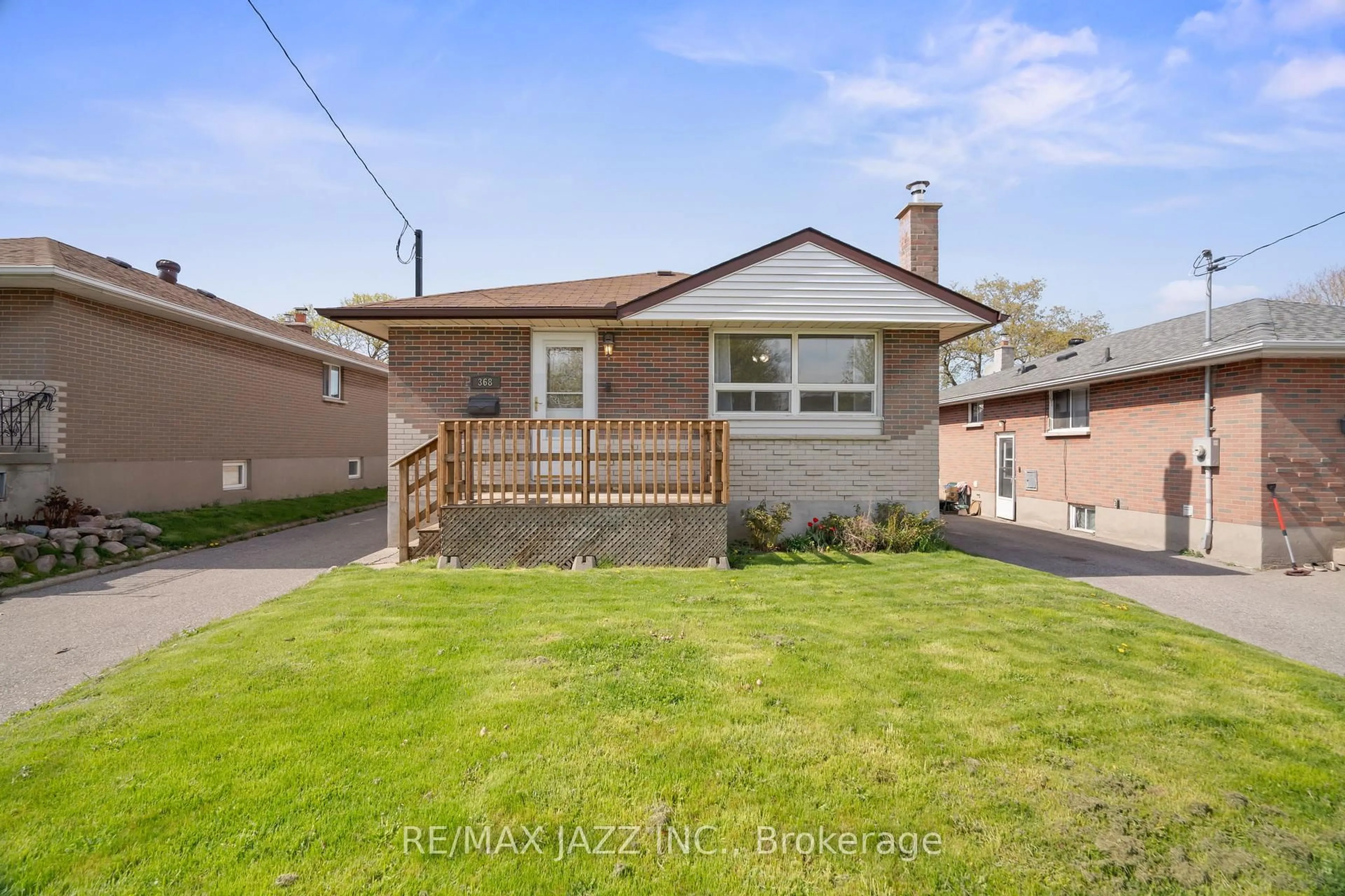 Unknown for 368 Wolfe St, Oshawa Ontario L1H 3V1