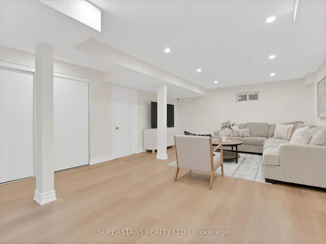 Additional property image - 6 Kenhatch Blvd