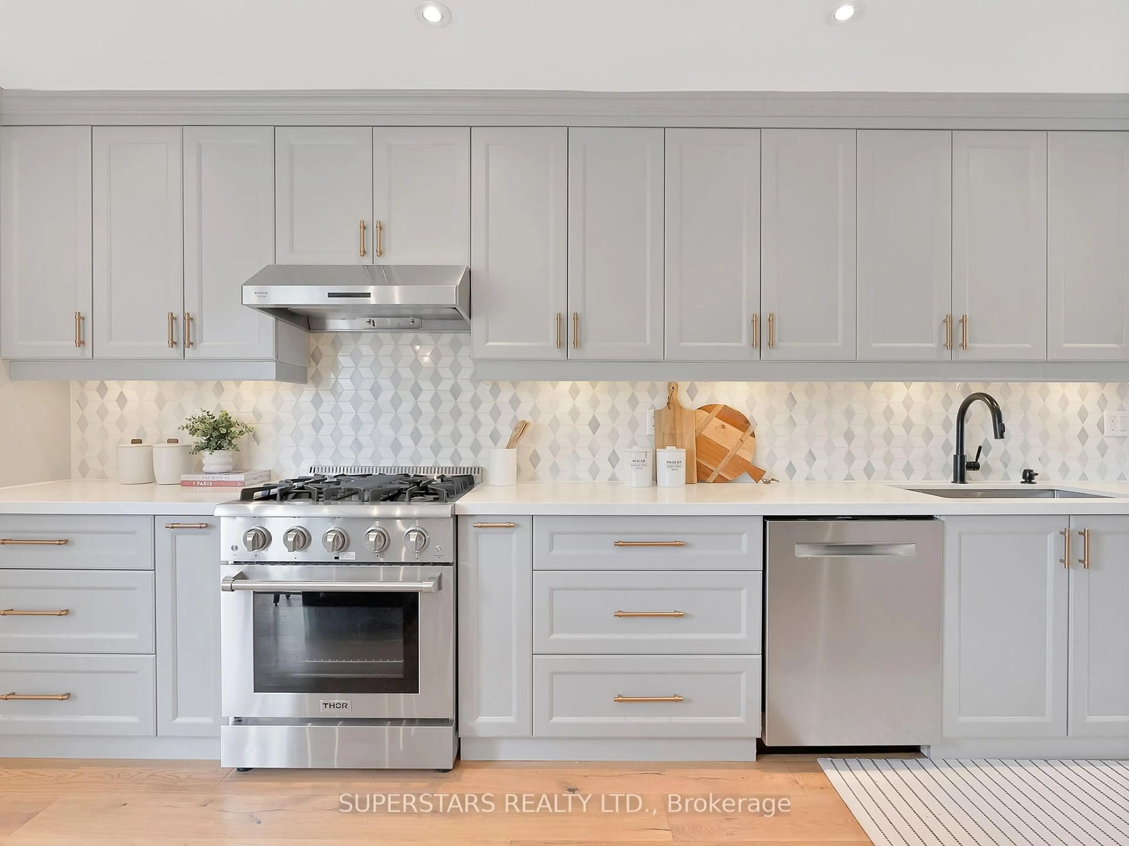 Contemporary kitchen, ceramic/tile floor for 6 Kenhatch Blvd, Toronto Ontario M1S 4A2
