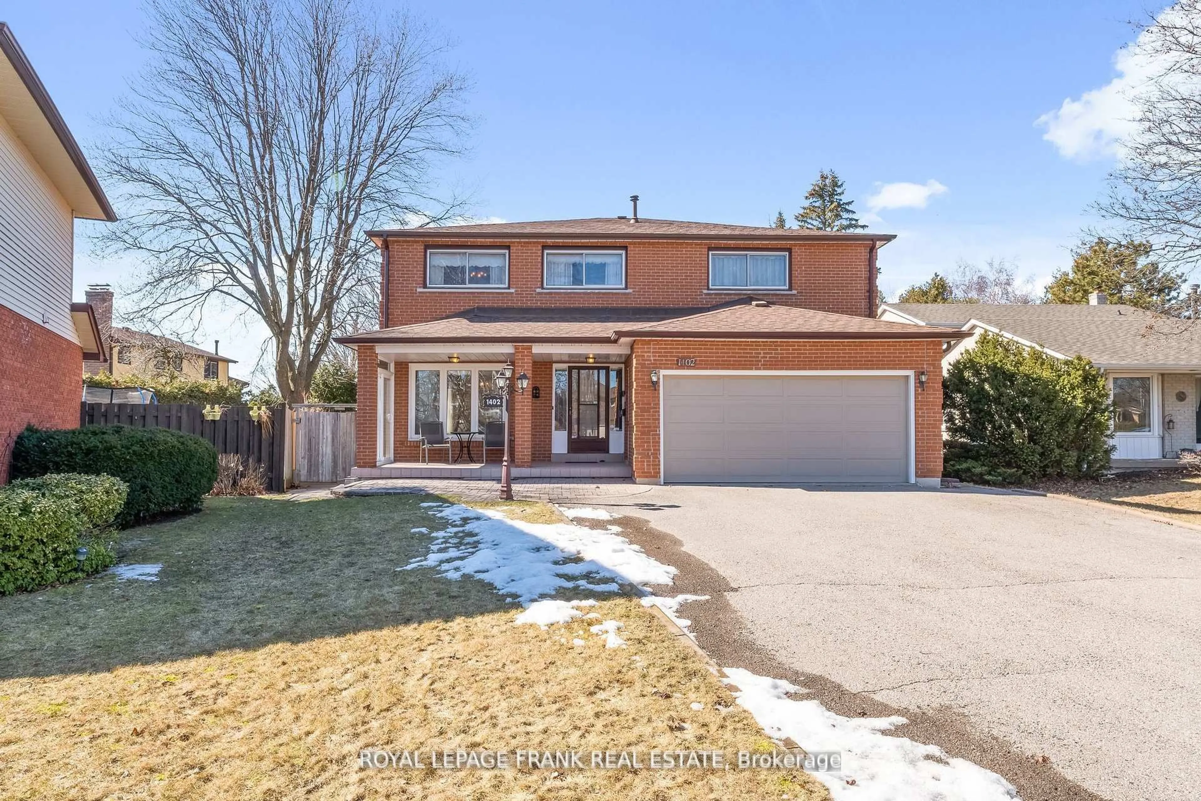 Home with brick exterior material, street for 1402 Manitou Dr, Oshawa Ontario L1G 7P7