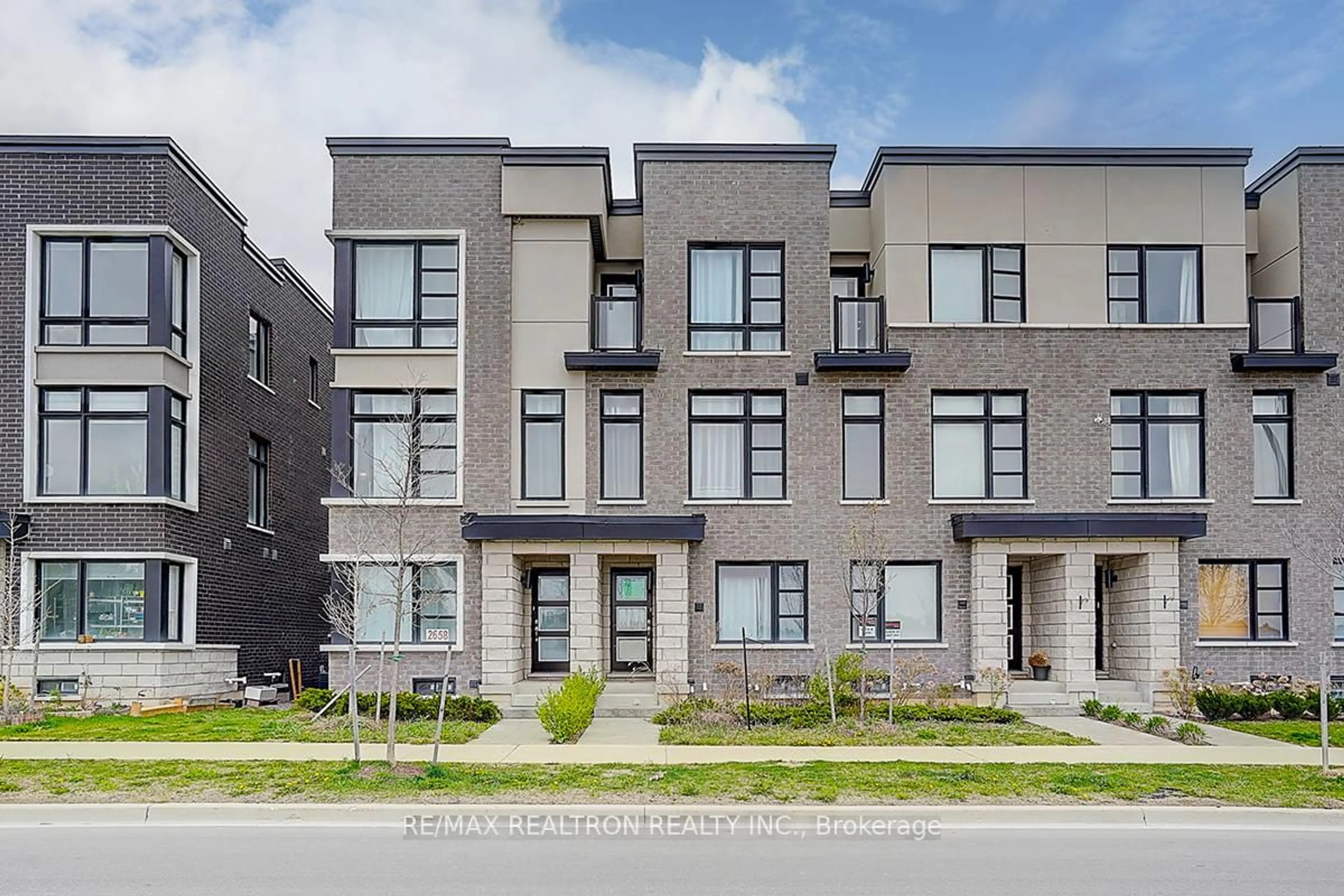 Home with brick exterior material, street for 2656 Castlegate Crossing N/A, Pickering Ontario L1X 0H8