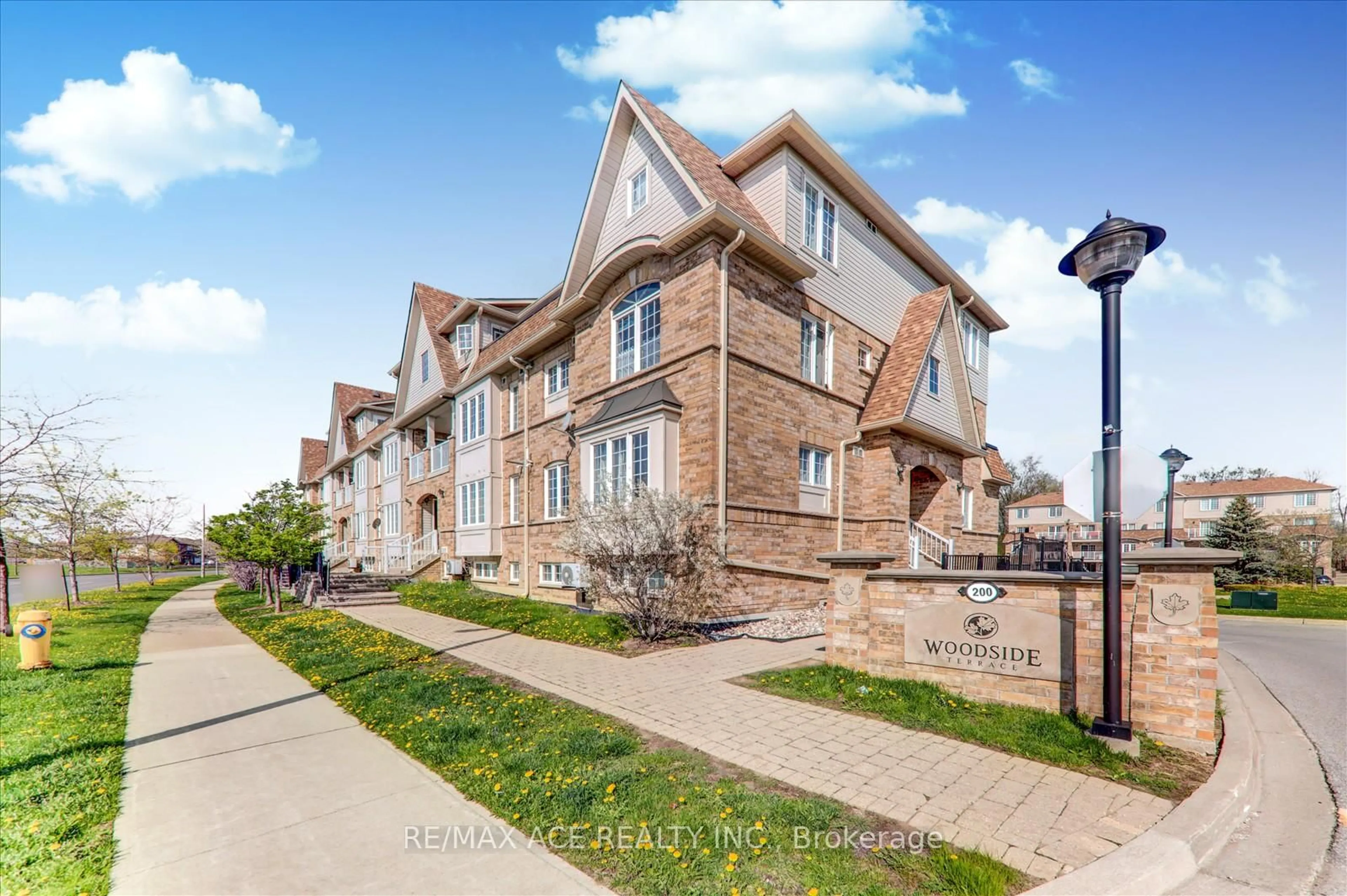 Unknown for 200 Mclevin Ave #20, Toronto Ontario M1B 6C6