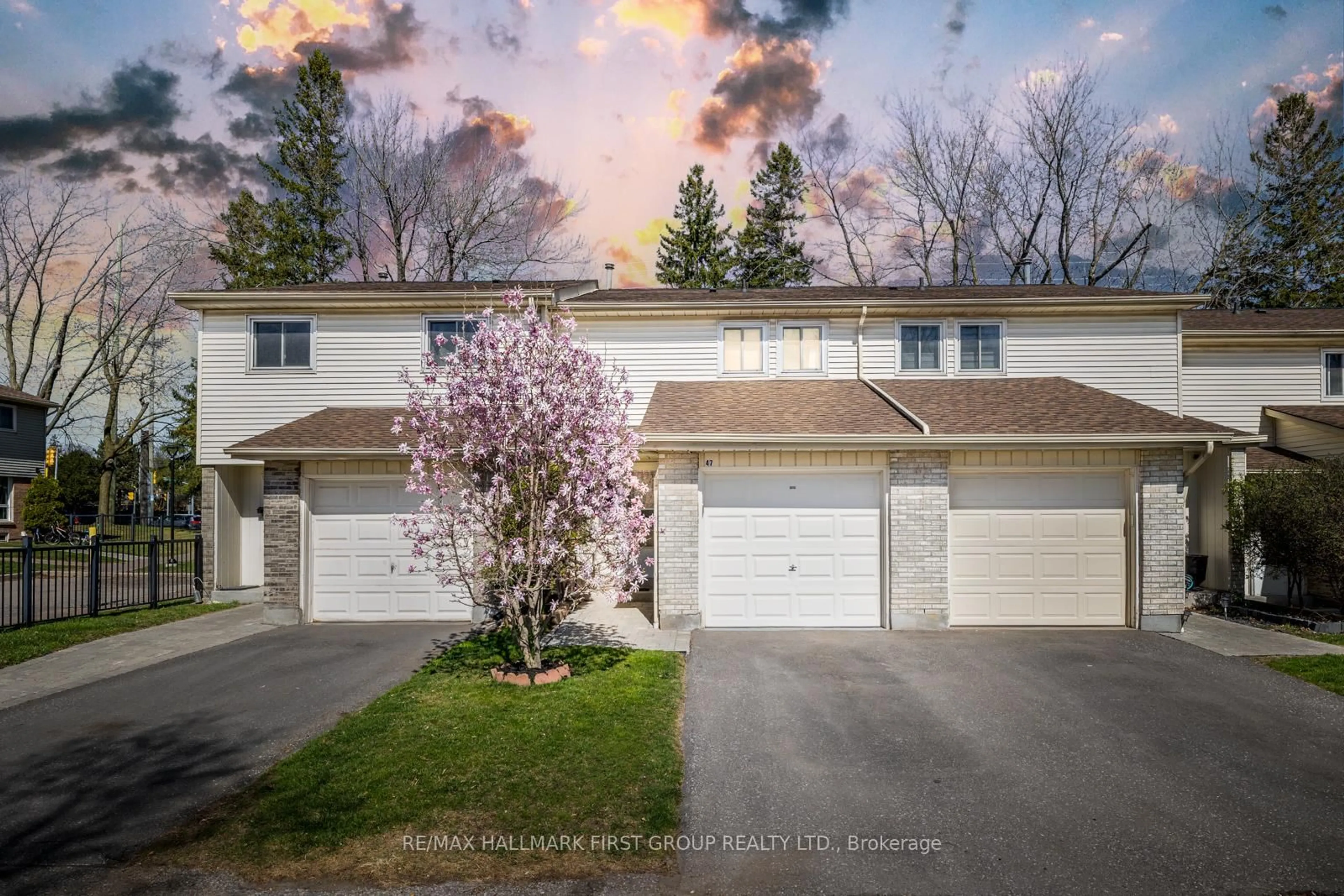 A pic from outside/outdoor area/front of a property/back of a property/a pic from drone, street for 611 Galahad Dr #47, Oshawa Ontario L1K 1M1