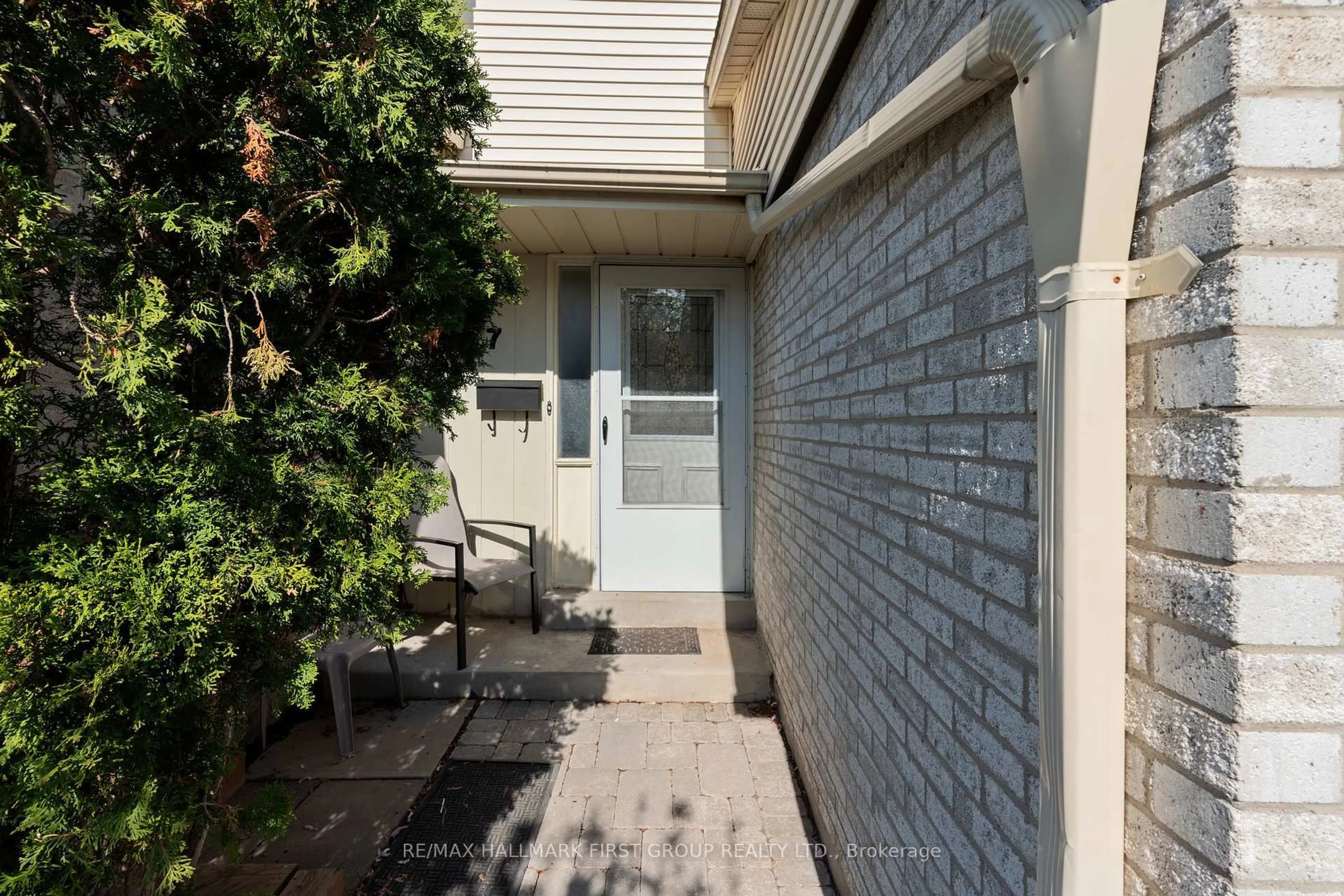 Unknown for 611 Galahad Dr #47, Oshawa Ontario L1K 1M1