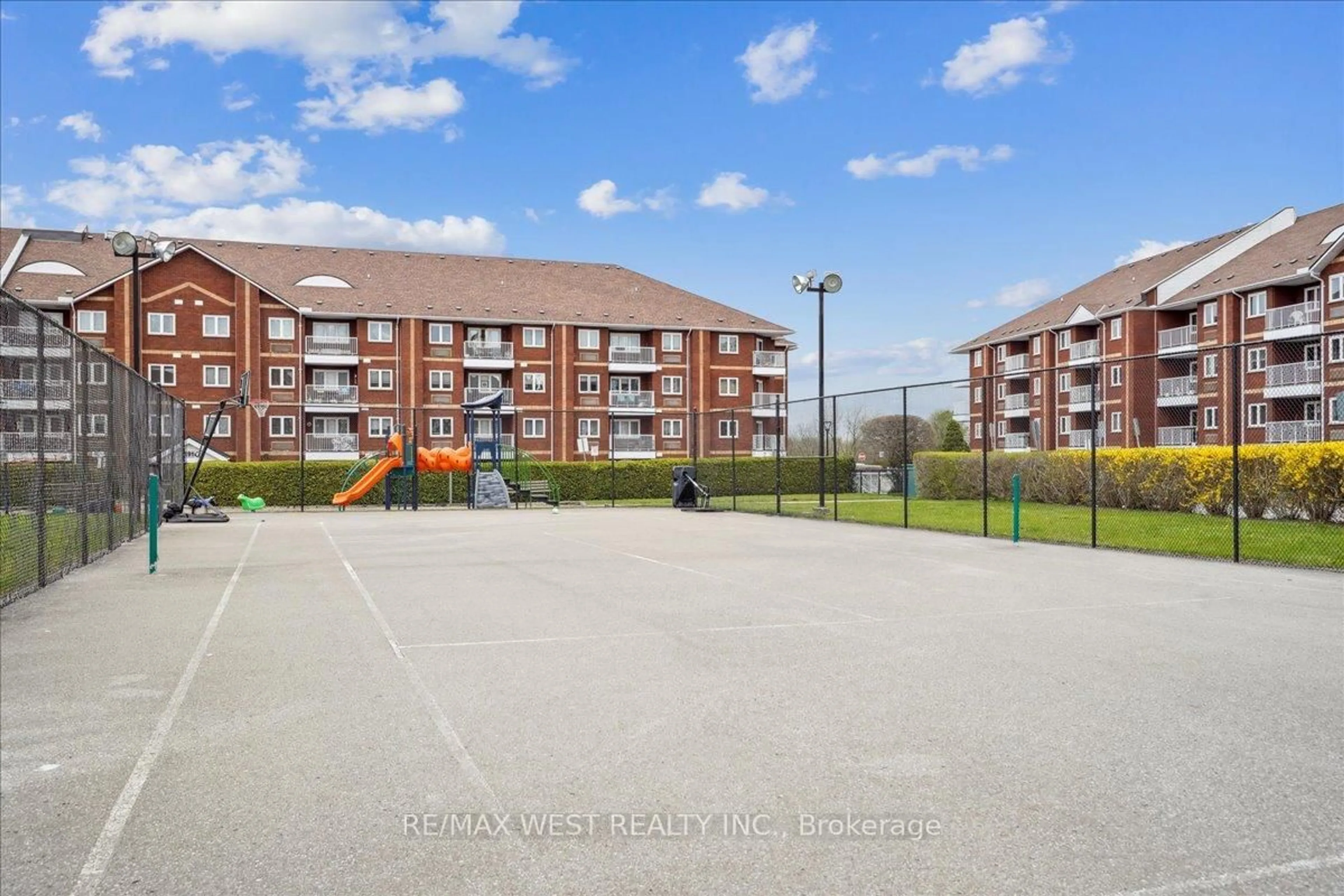 Patio, unknown for 193 Lake Driveway N/A #312, Ajax Ontario L1S 7H8