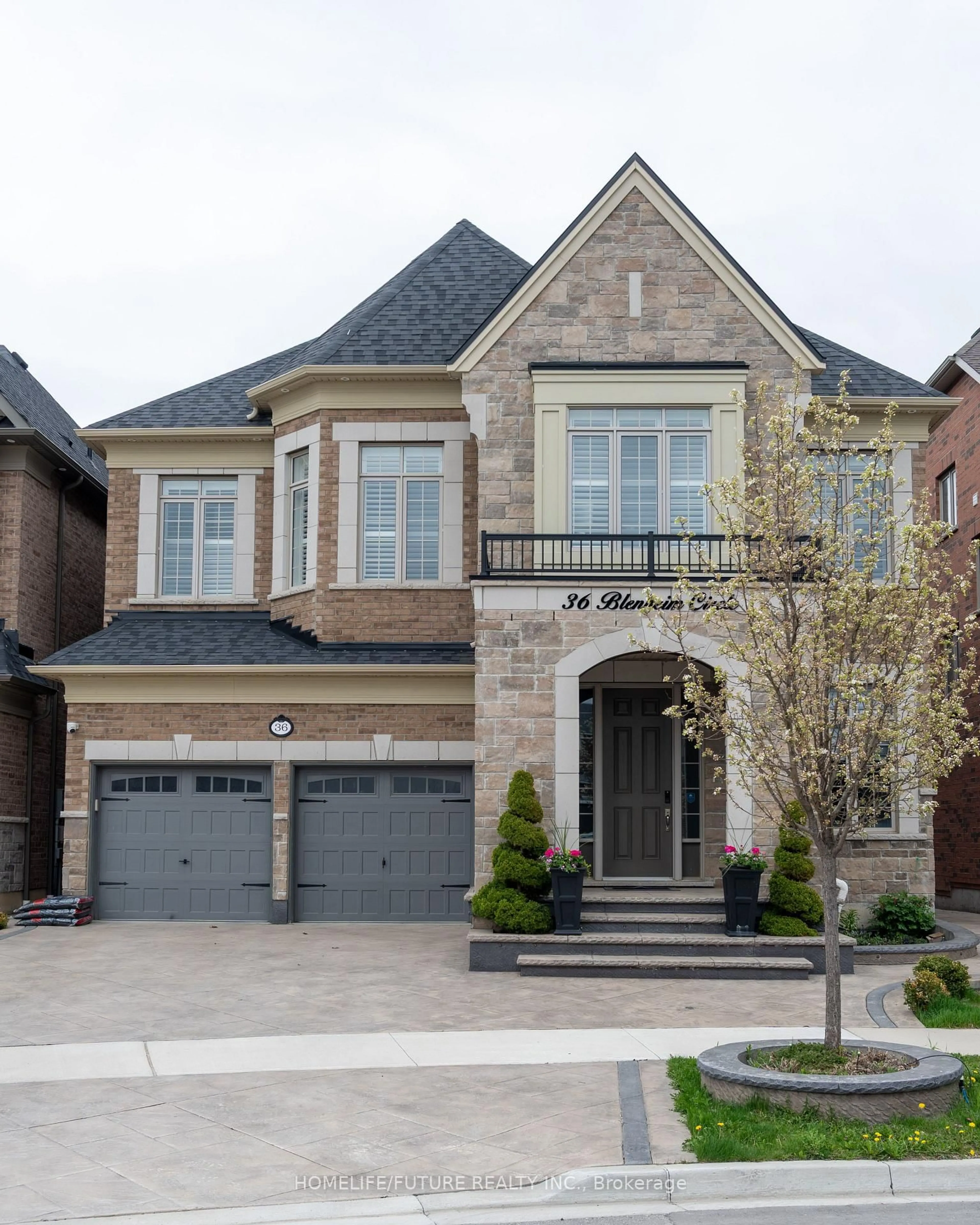 Home with brick exterior material, street for 36 Blenheim Circ, Whitby Ontario L1P 0E3
