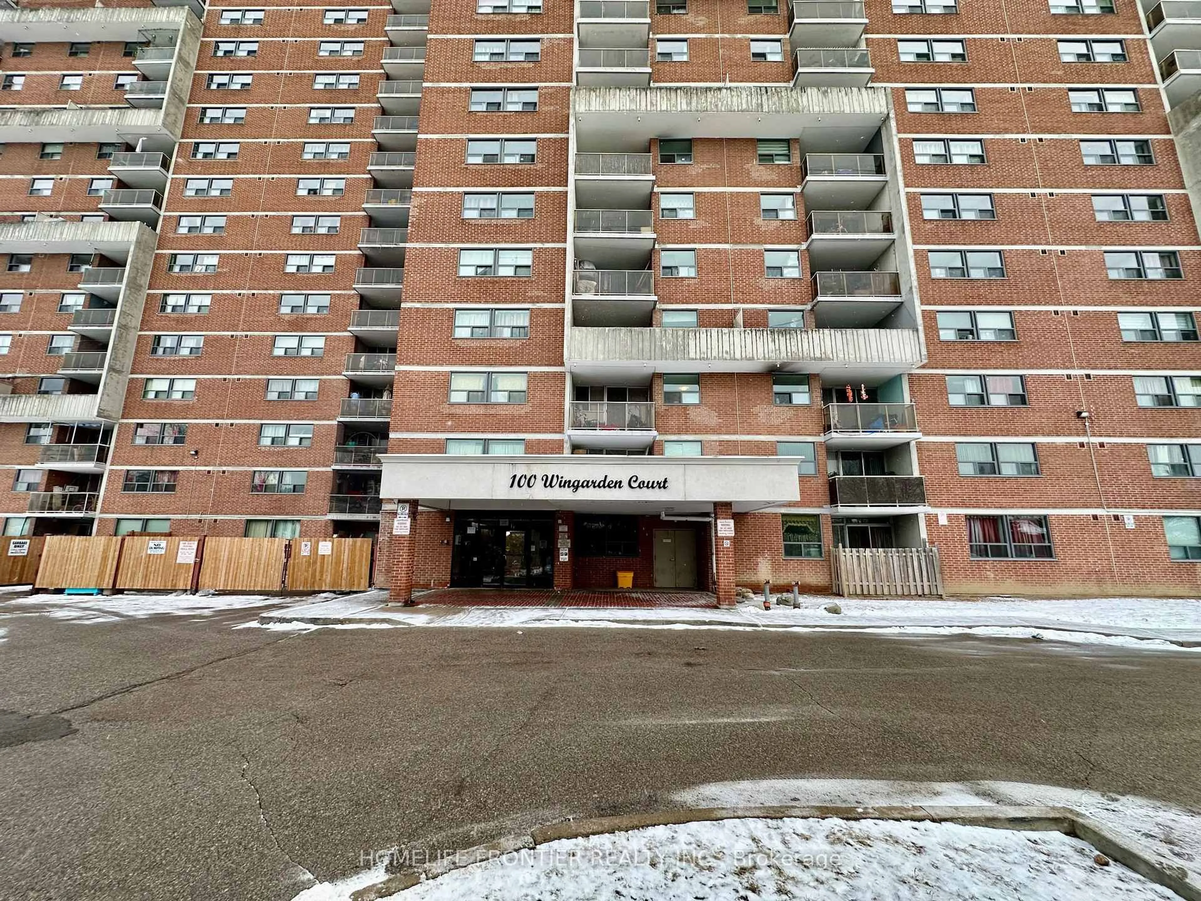 Unknown for 100 Wingarden Crt #1915, Toronto Ontario M1B 2P4