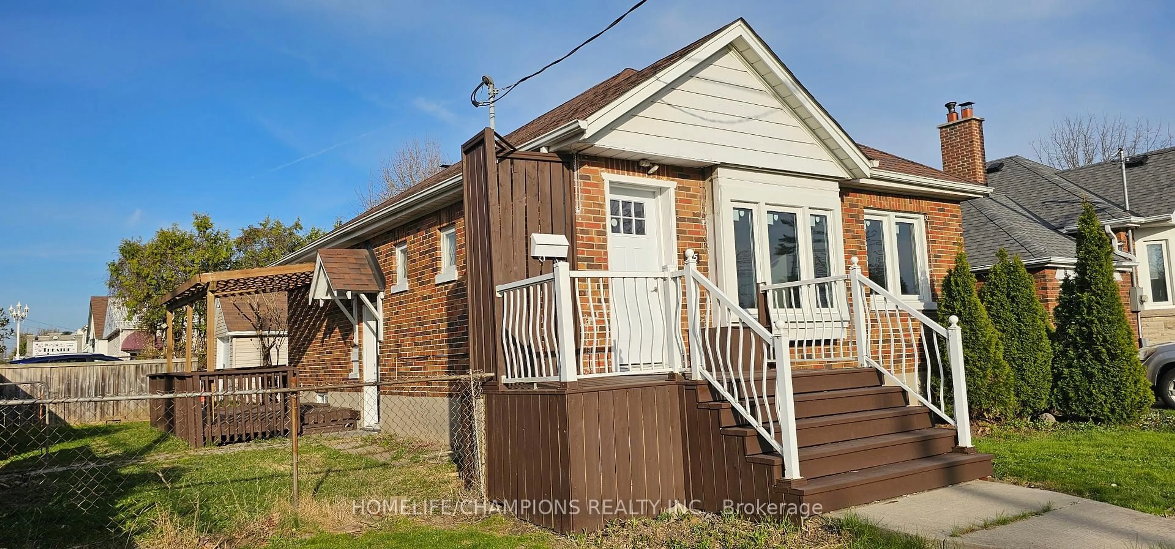 Home with brick exterior material, street for 55 Central Park Blvd, Oshawa Ontario L1G 5Y3