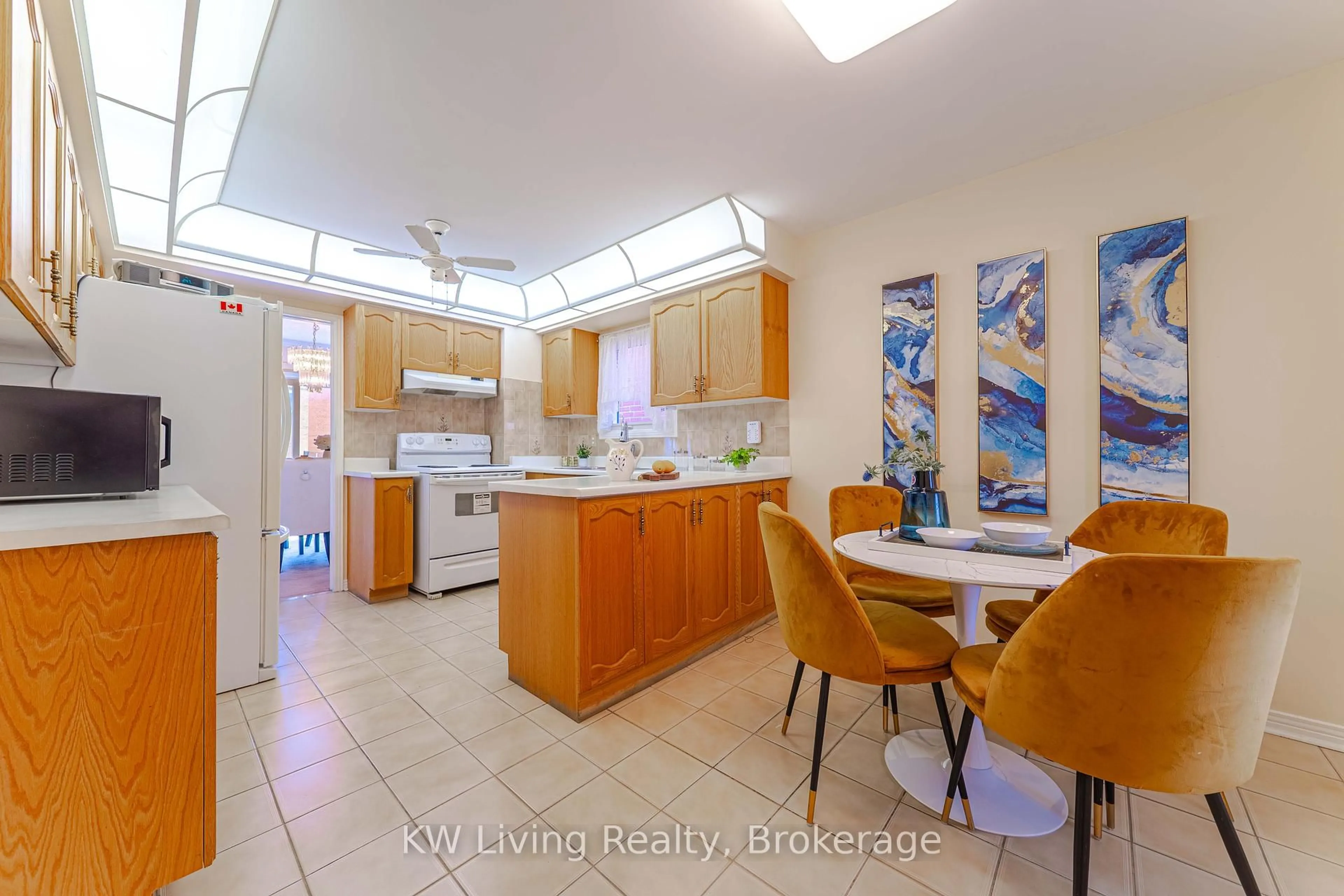 Unknown for 39 Duxbury Dr, Toronto Ontario M1V 5H2