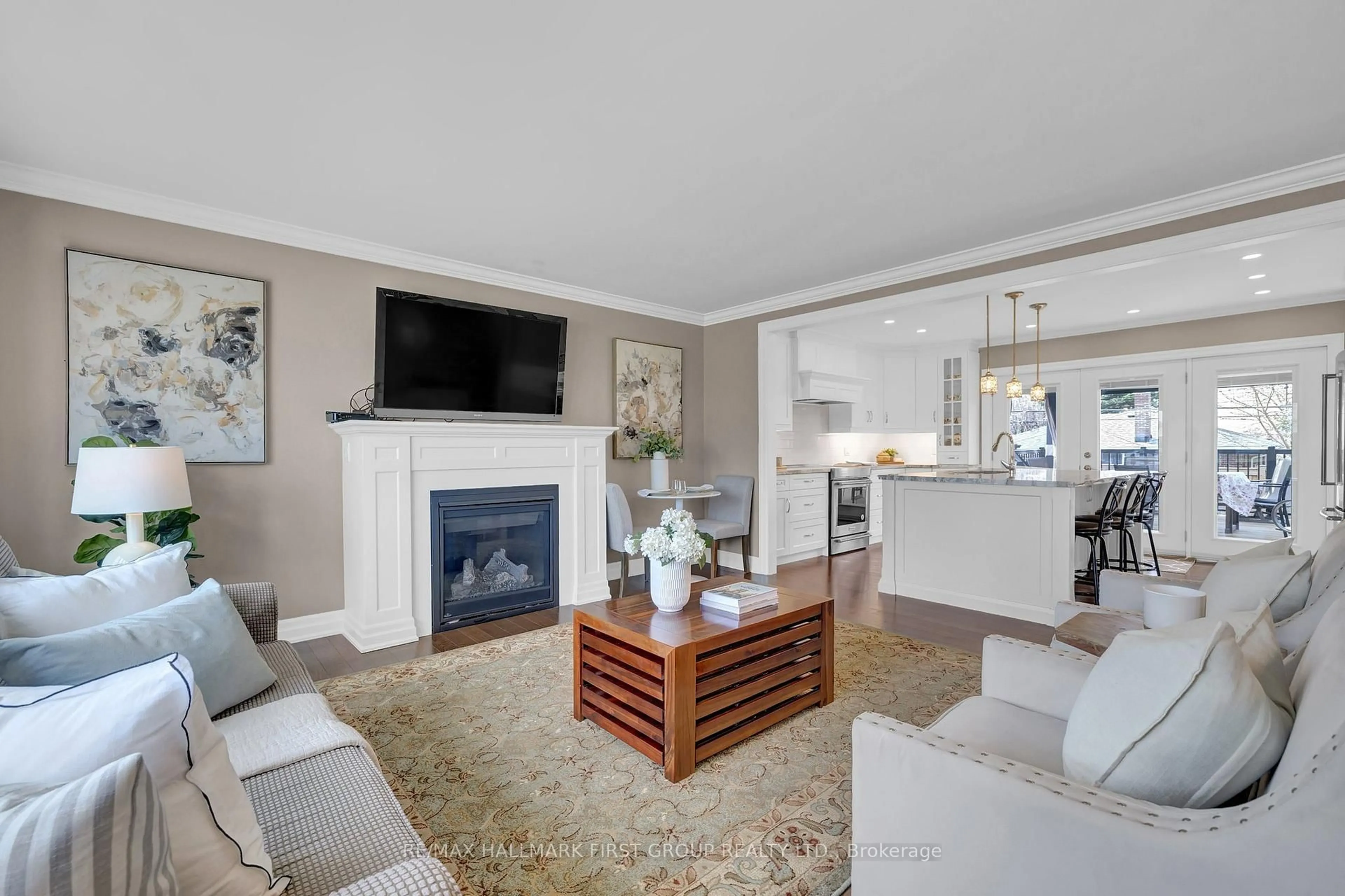 Living room with furniture, unknown for 110 Athabasca St, Oshawa Ontario L1H 7H8