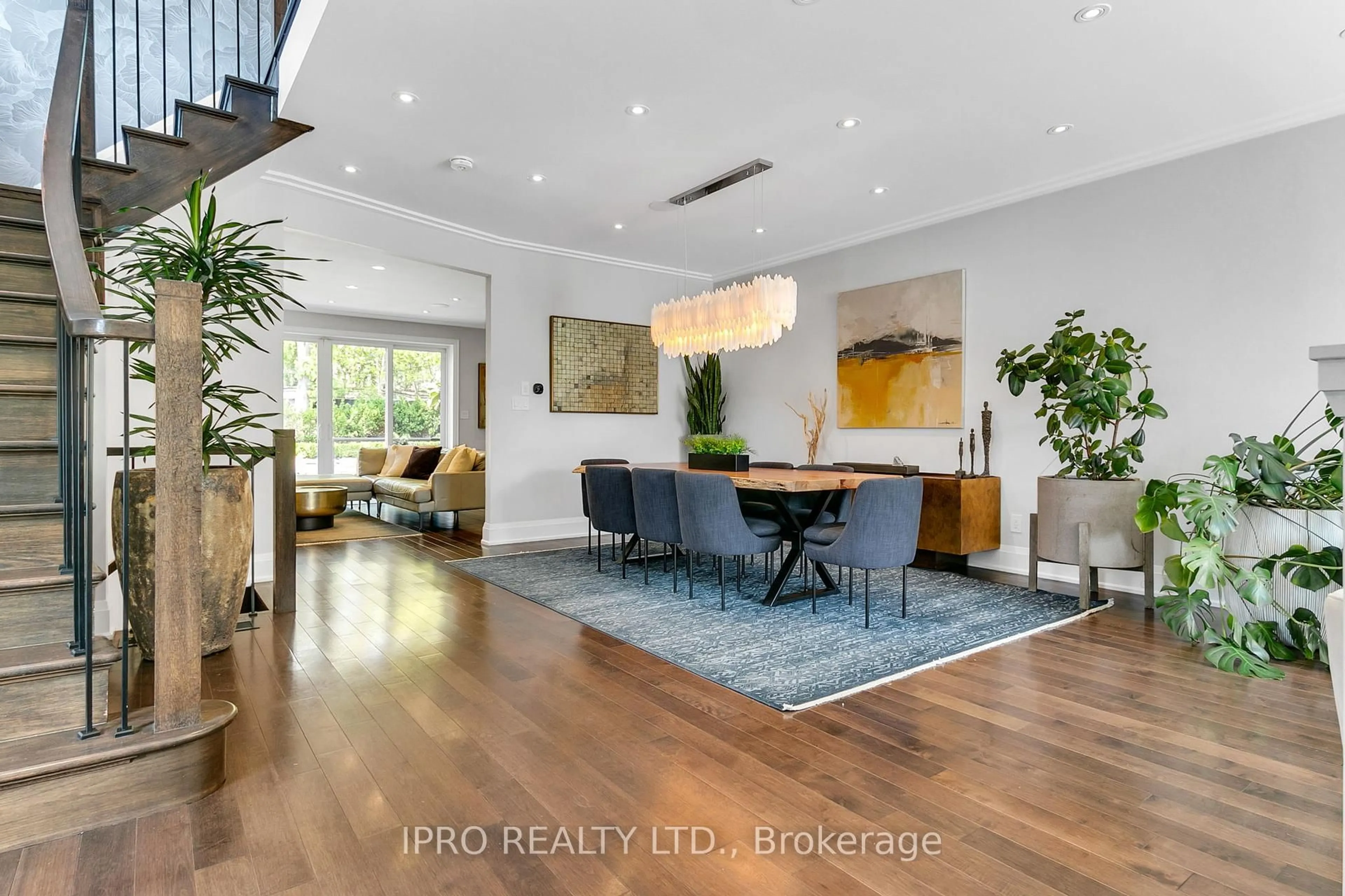 Unknown for 30 Notley Pl, Toronto Ontario M4B 2M6