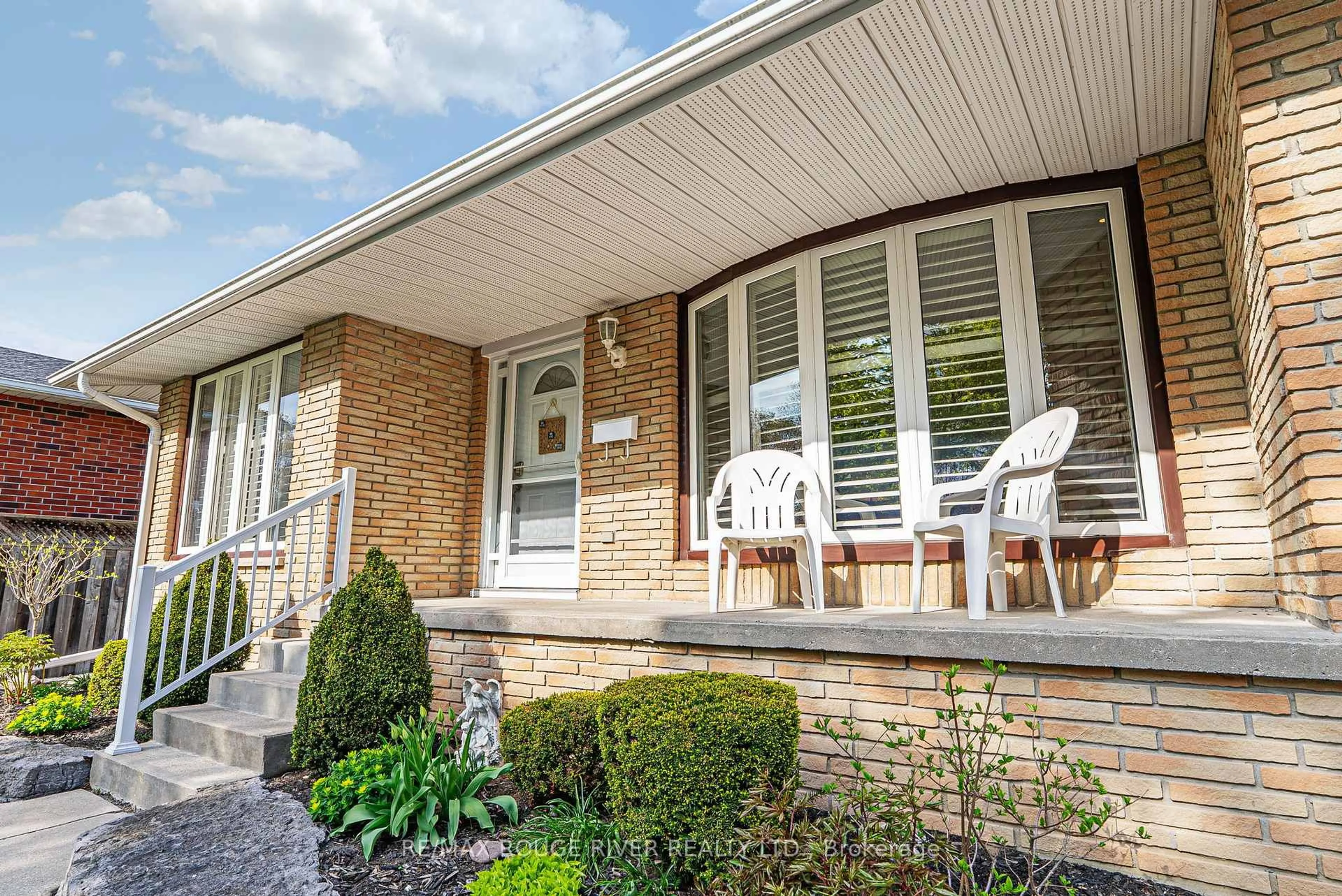Home with brick exterior material, street for 59 Brunswick St, Oshawa Ontario L1H 6P2