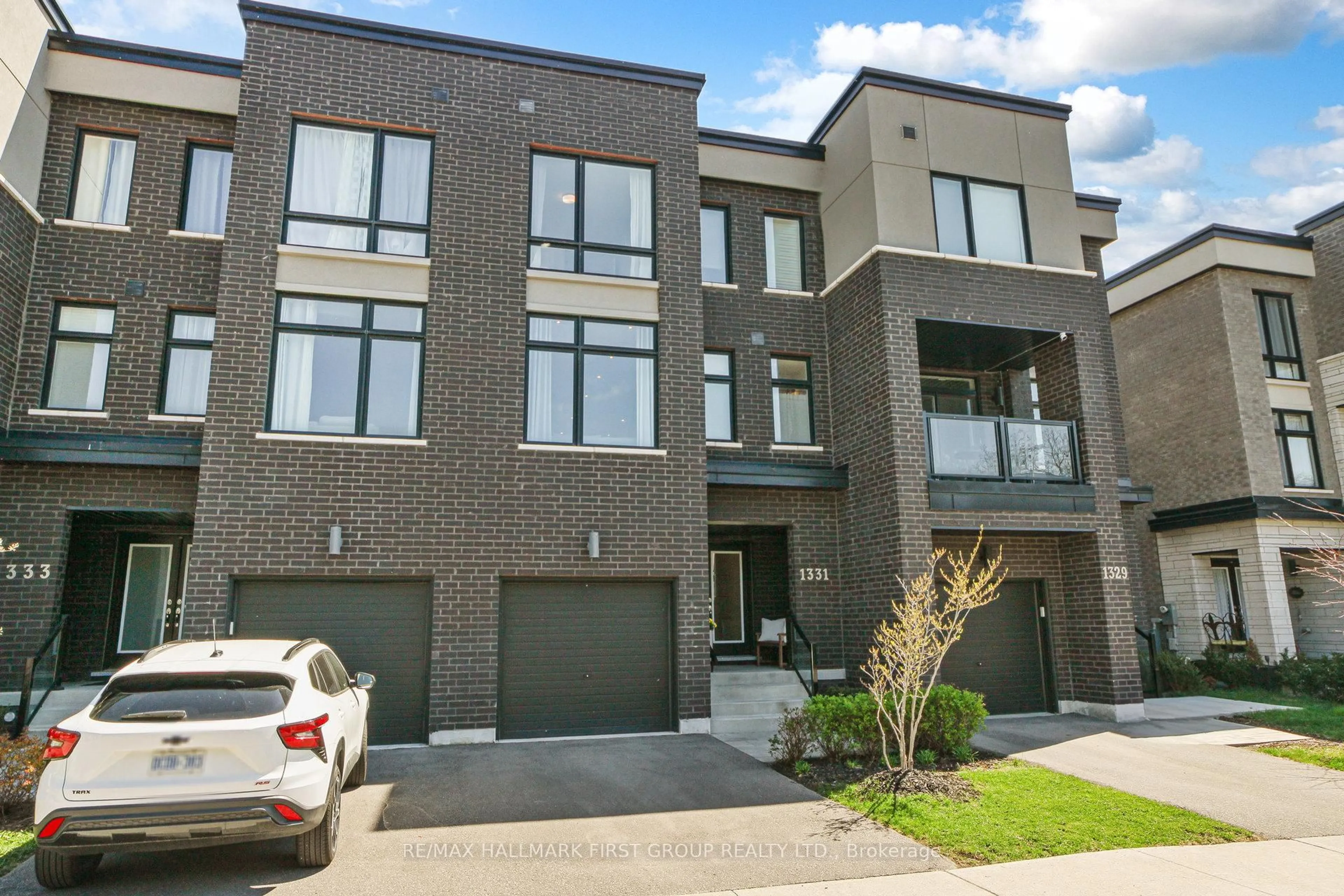 Home with brick exterior material, street for 1331 Gull Crossing N/A, Pickering Ontario L1W 0B7