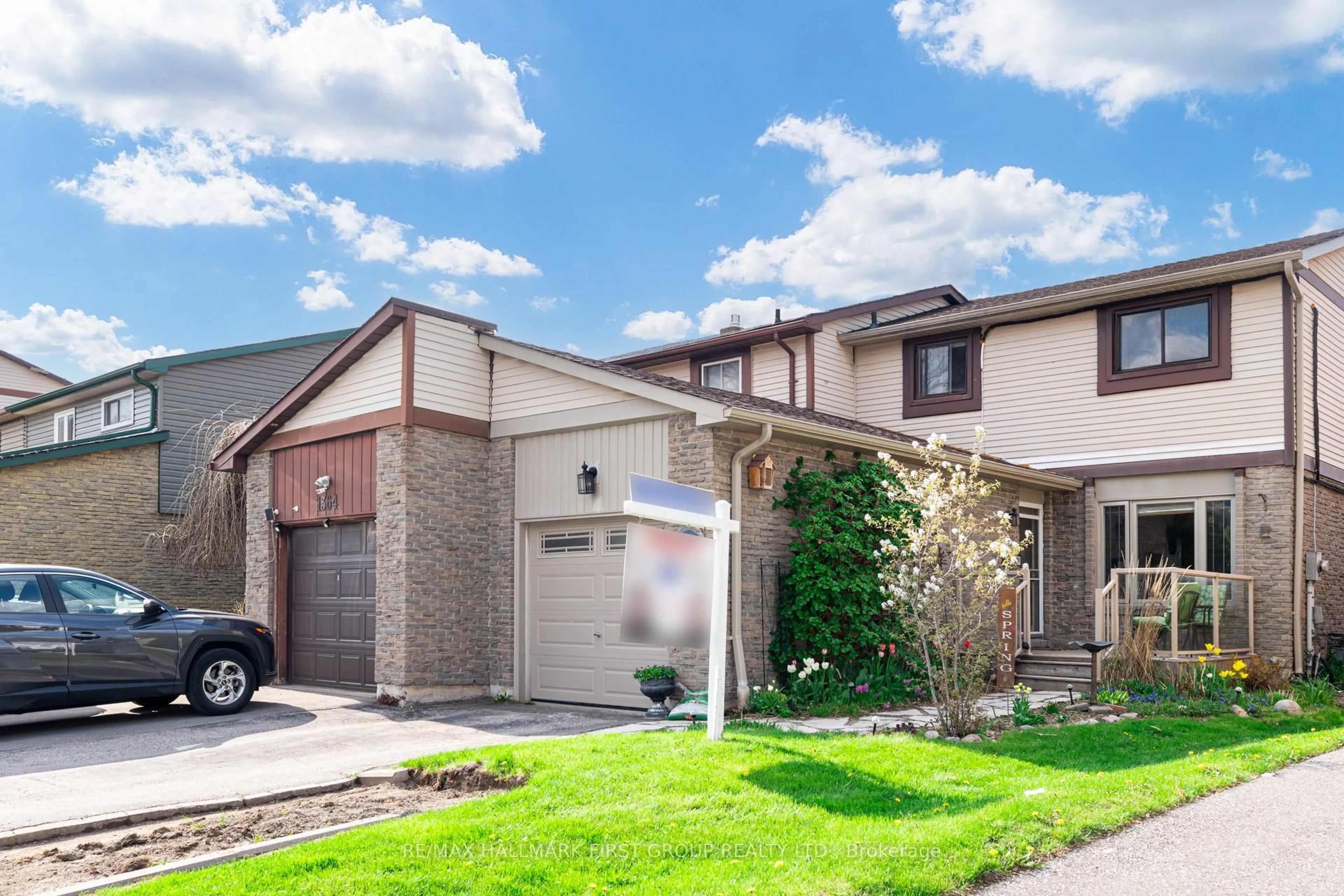 Home with brick exterior material, street for 1366 Brands Crt, Pickering Ontario L1V 2V4