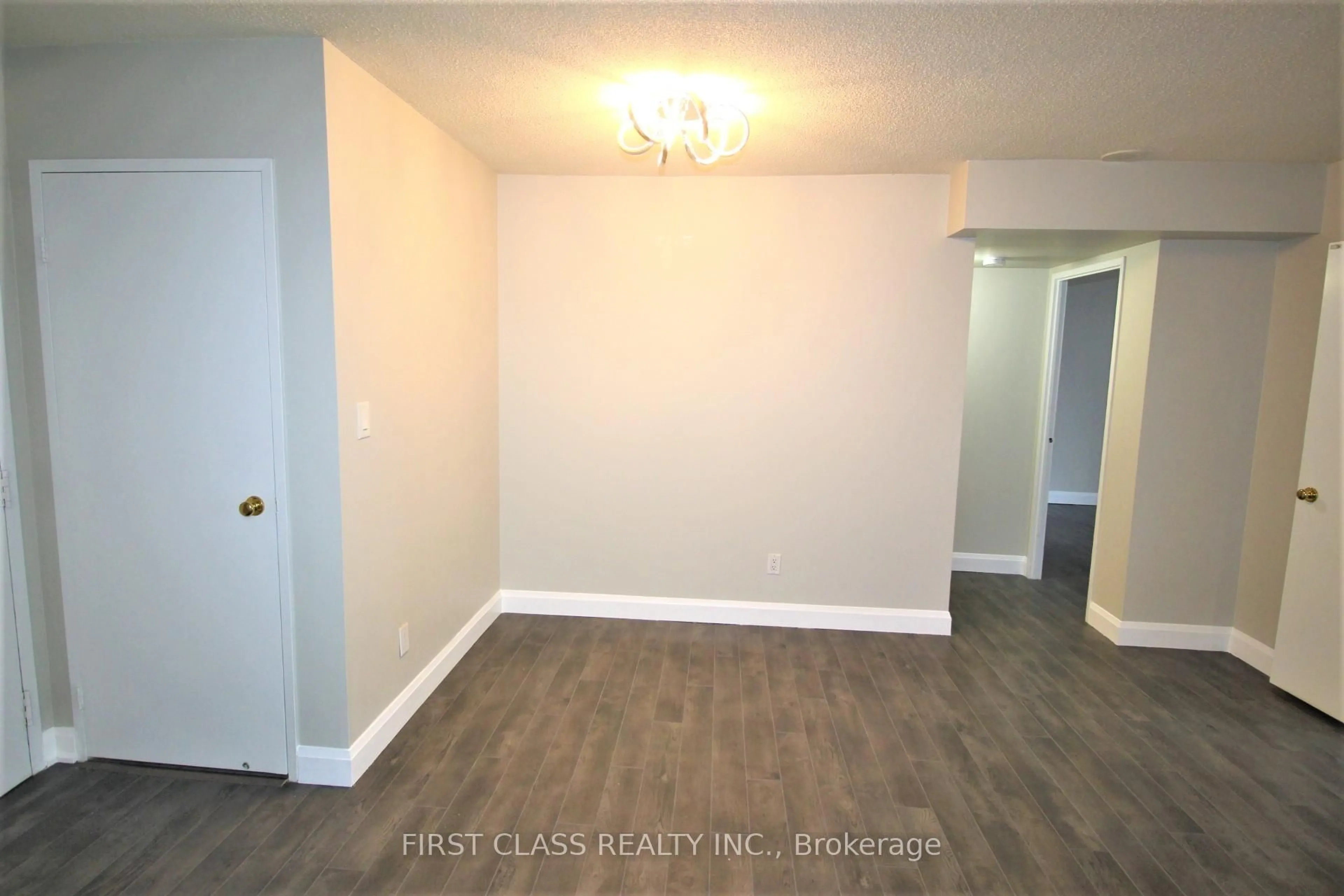 A pic of a room for 25 Bamburgh Circ #336, Toronto Ontario M1W 3W2