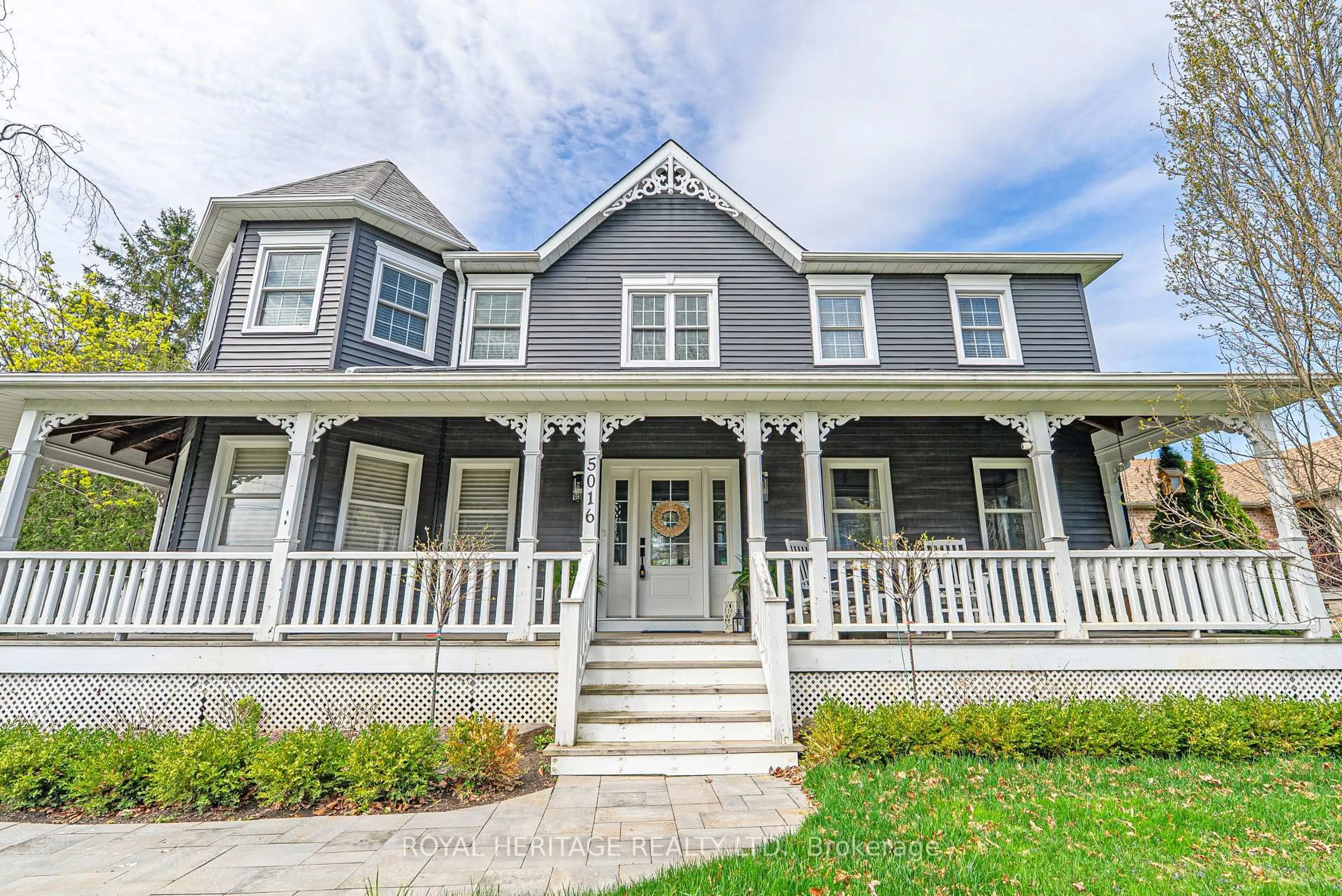 Home with vinyl exterior material, street for 5016 Barber St, Pickering Ontario L1Y 1B4