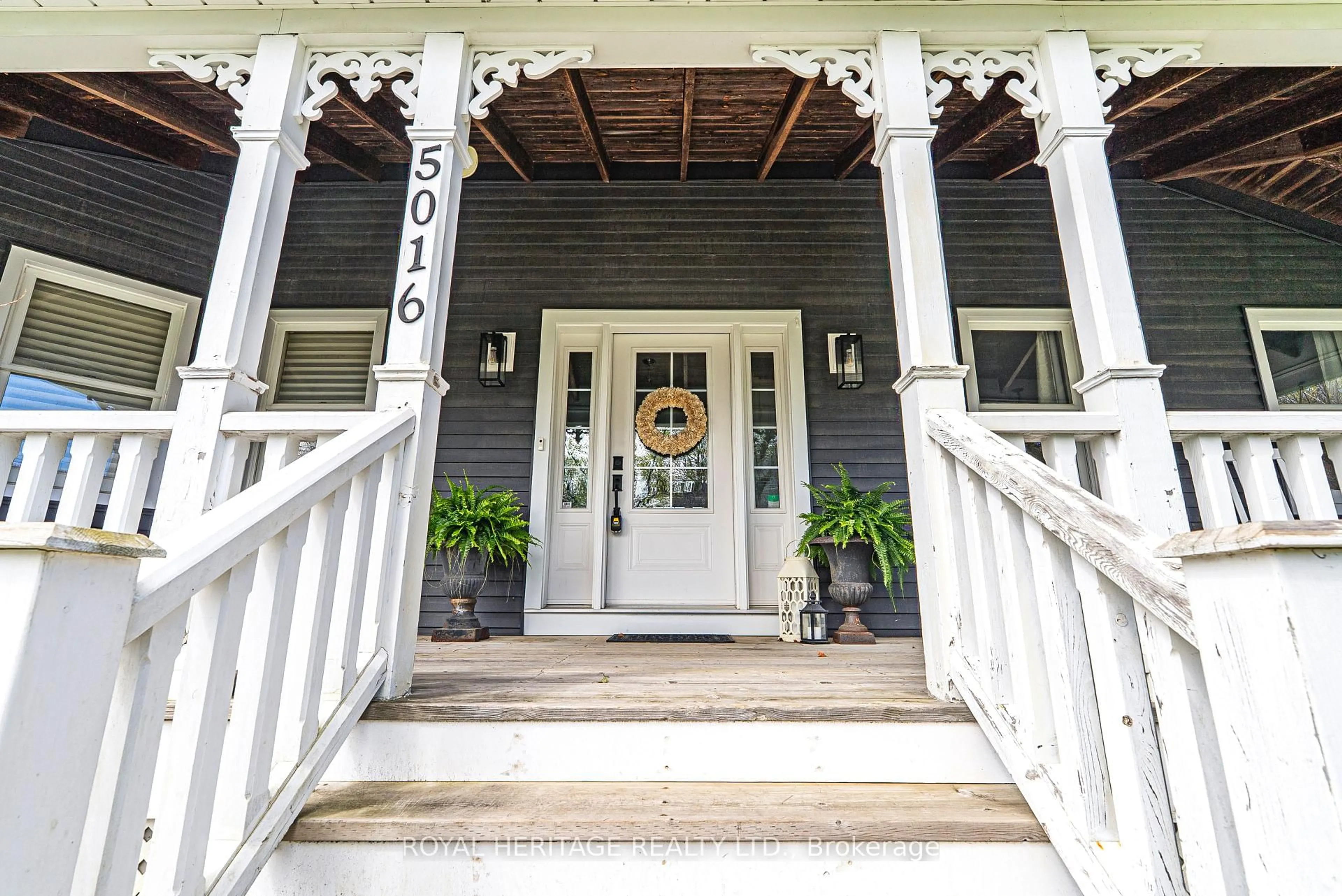 Unknown for 5016 Barber St, Pickering Ontario L1Y 1B4