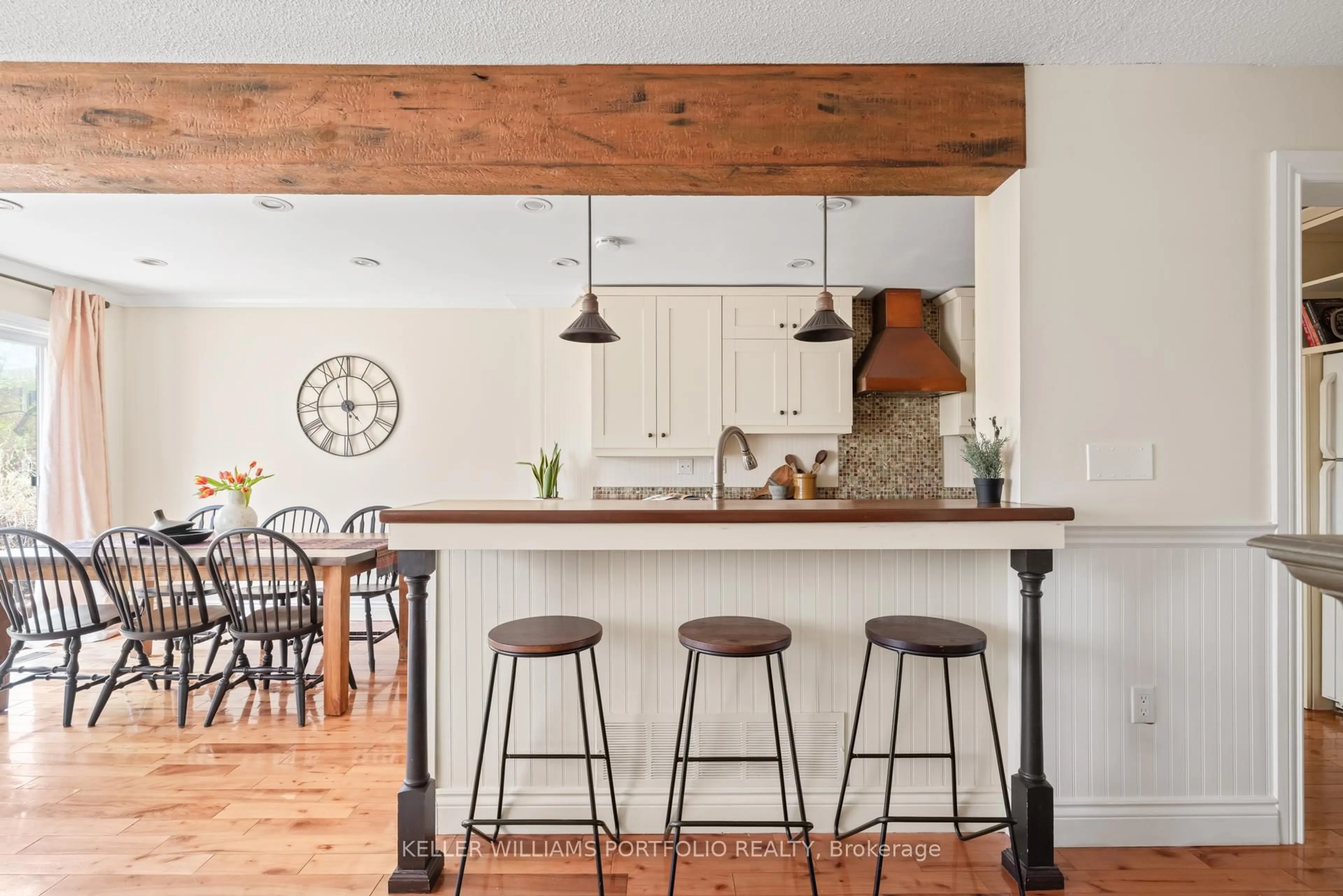Rustic kitchen, unknown for 11 Craiglee Dr, Toronto Ontario M1N 2L7