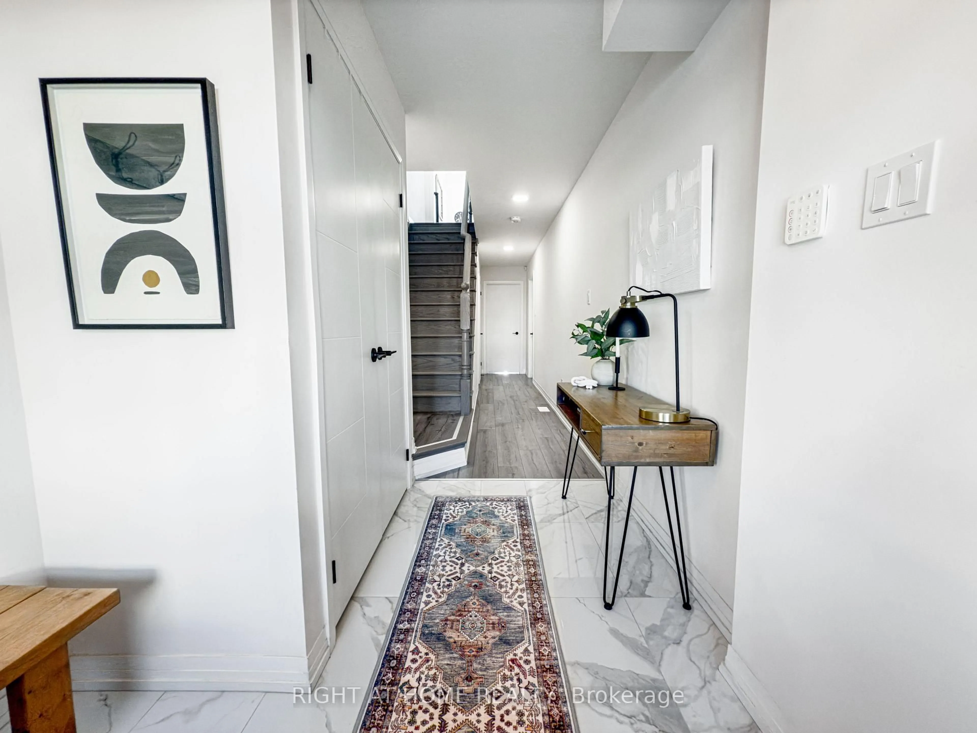 Indoor entryway for 31 Bavin St, Clarington Ontario L1C 7H5