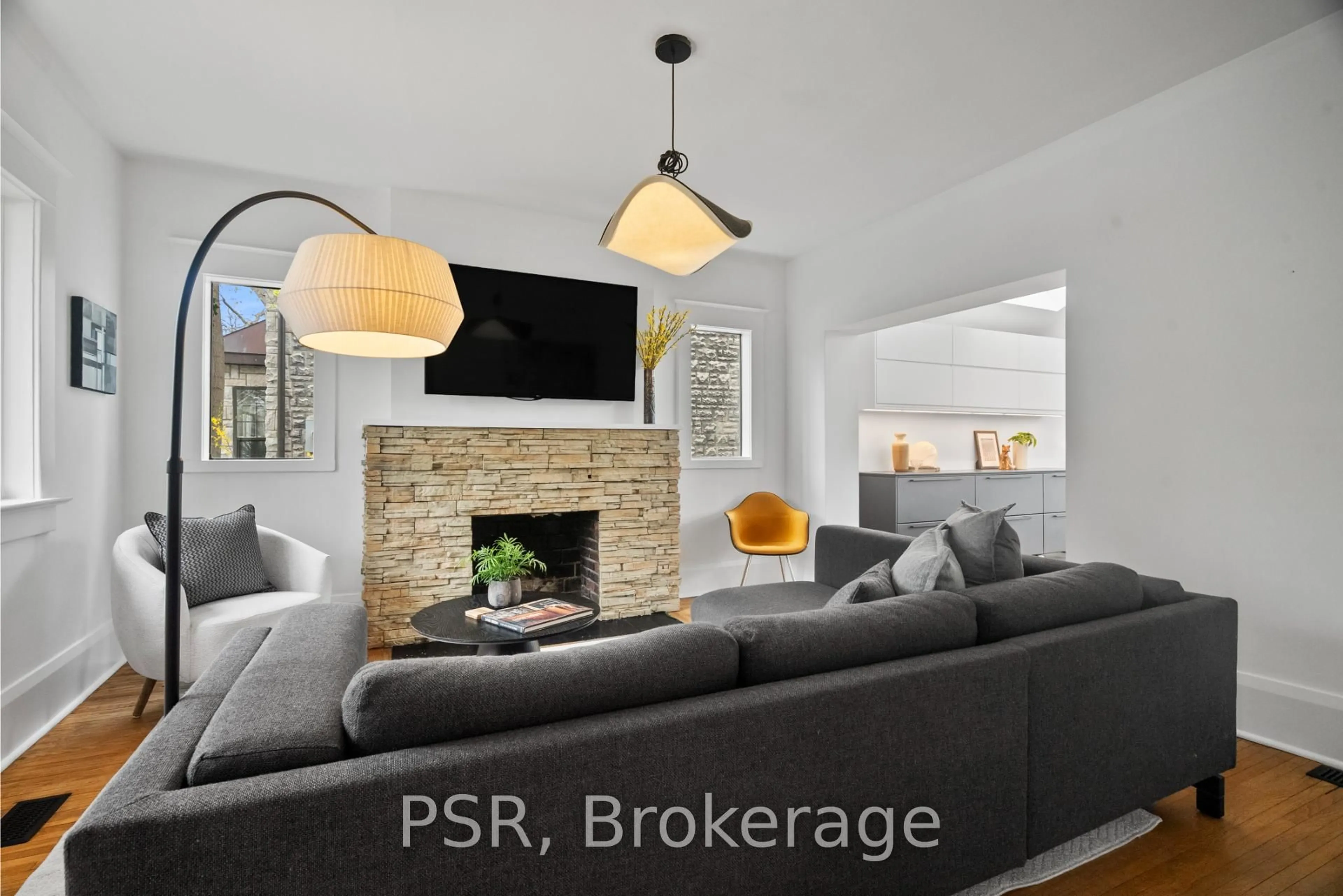Living room with furniture, unknown for 89 Kingswood Rd, Toronto Ontario M4E 3N4