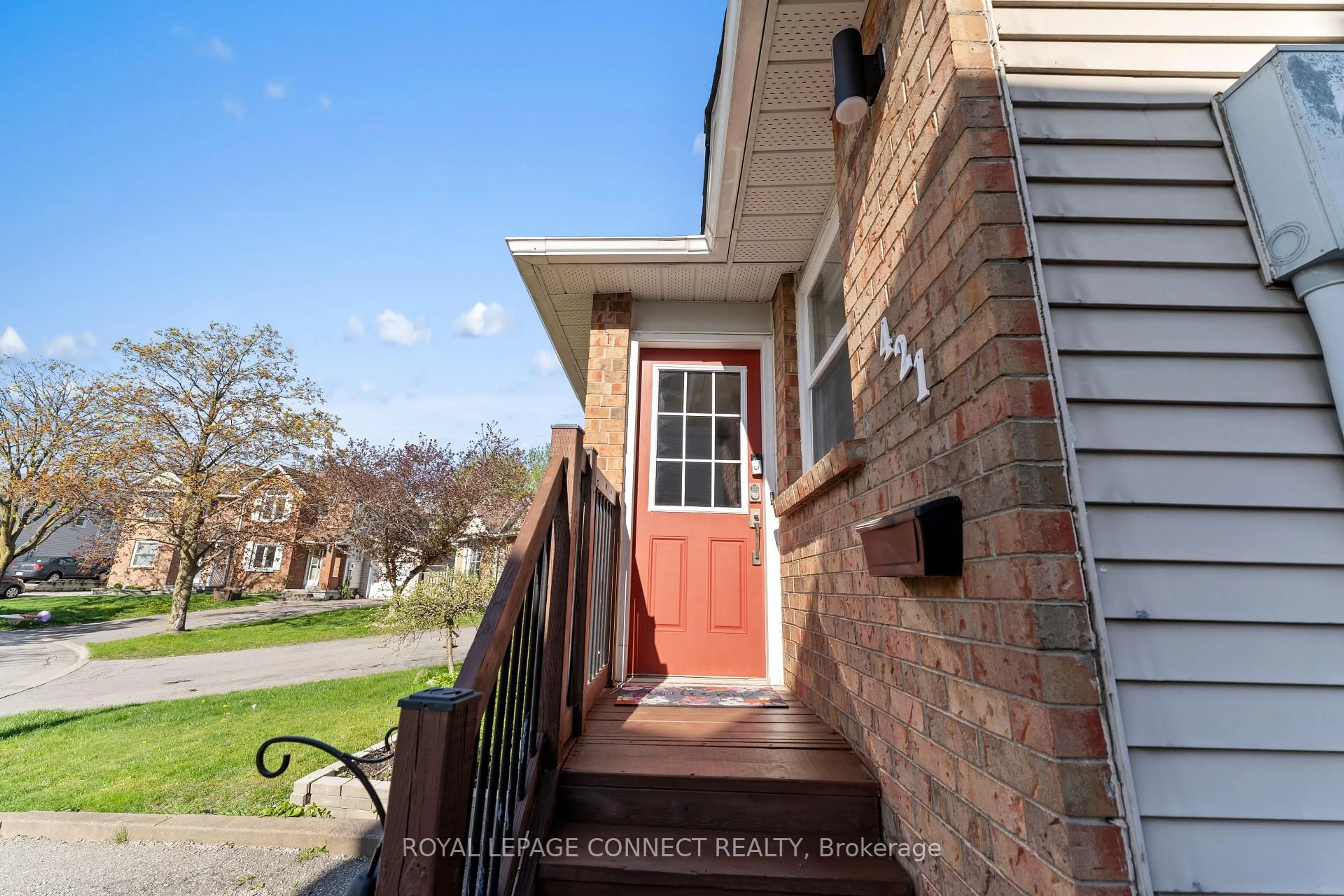 Home with brick exterior material, street for 421 Pompano Crt, Oshawa Ontario L1K 1M9
