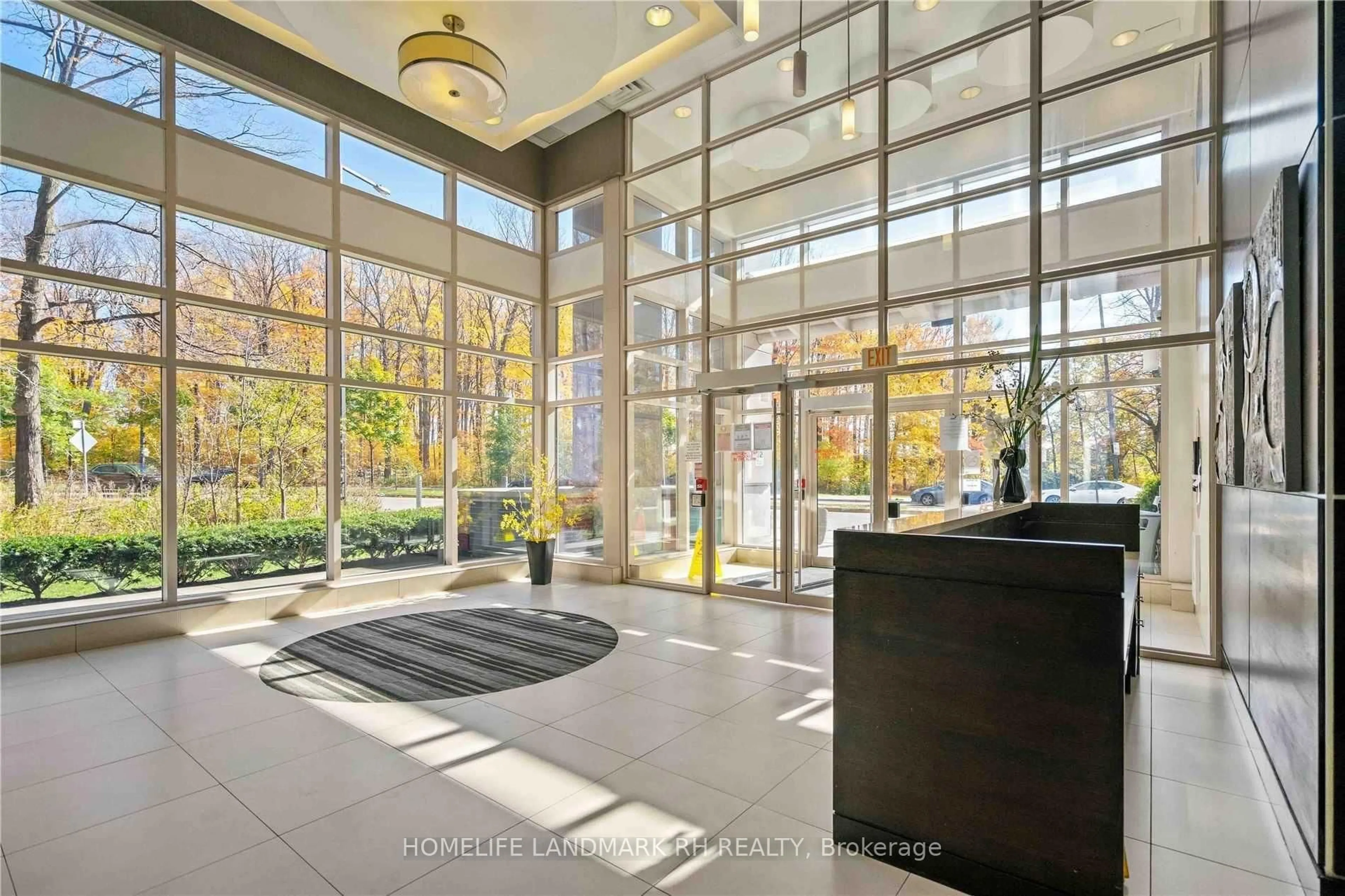 Indoor foyer for 190 Borough Dr #3311, Toronto Ontario M1P 0B6