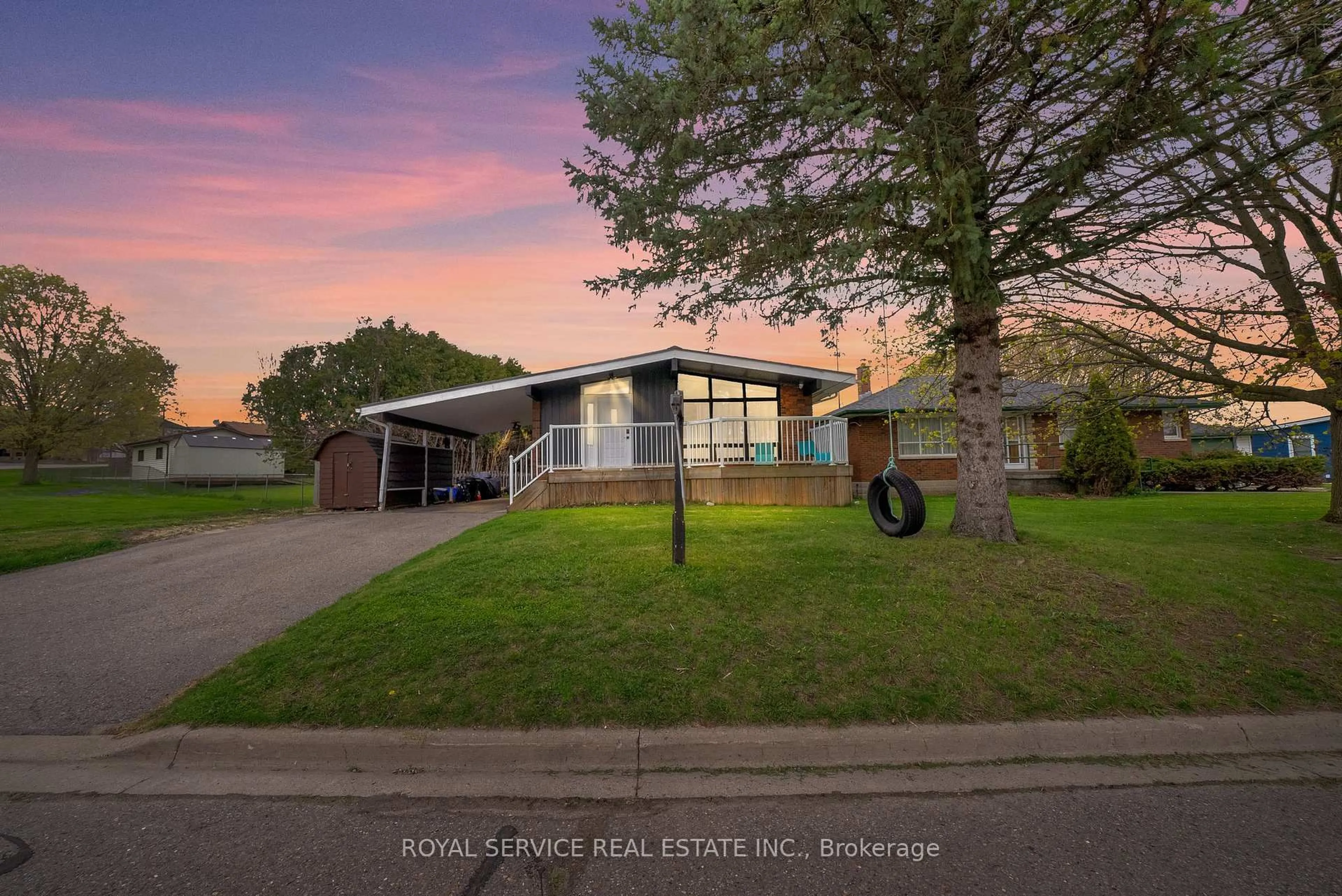 A pic from outside/outdoor area/front of a property/back of a property/a pic from drone, street for 59 Church St, Clarington Ontario L0B 1M0