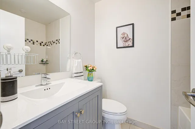 Additional property image - 102 Mossbrook Cres