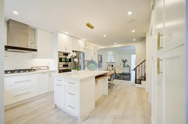 Additional property image - 102 Mossbrook Cres