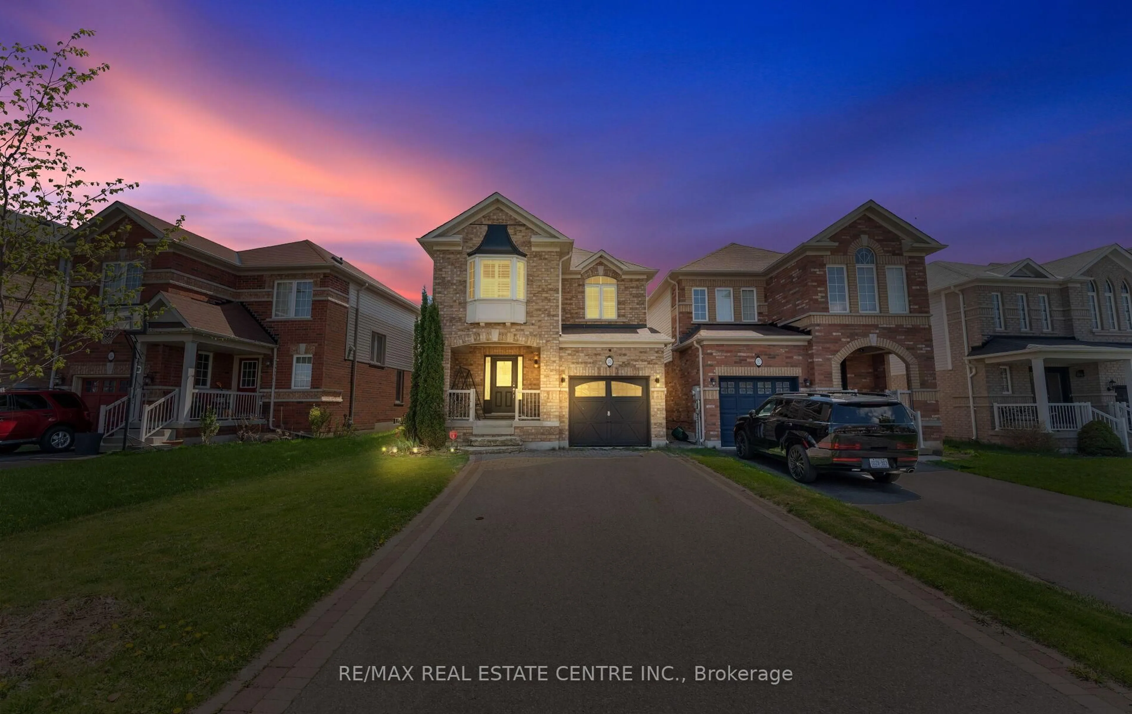 Home with brick exterior material, street for 148 Bathgate Cres, Clarington Ontario L1E 0B5