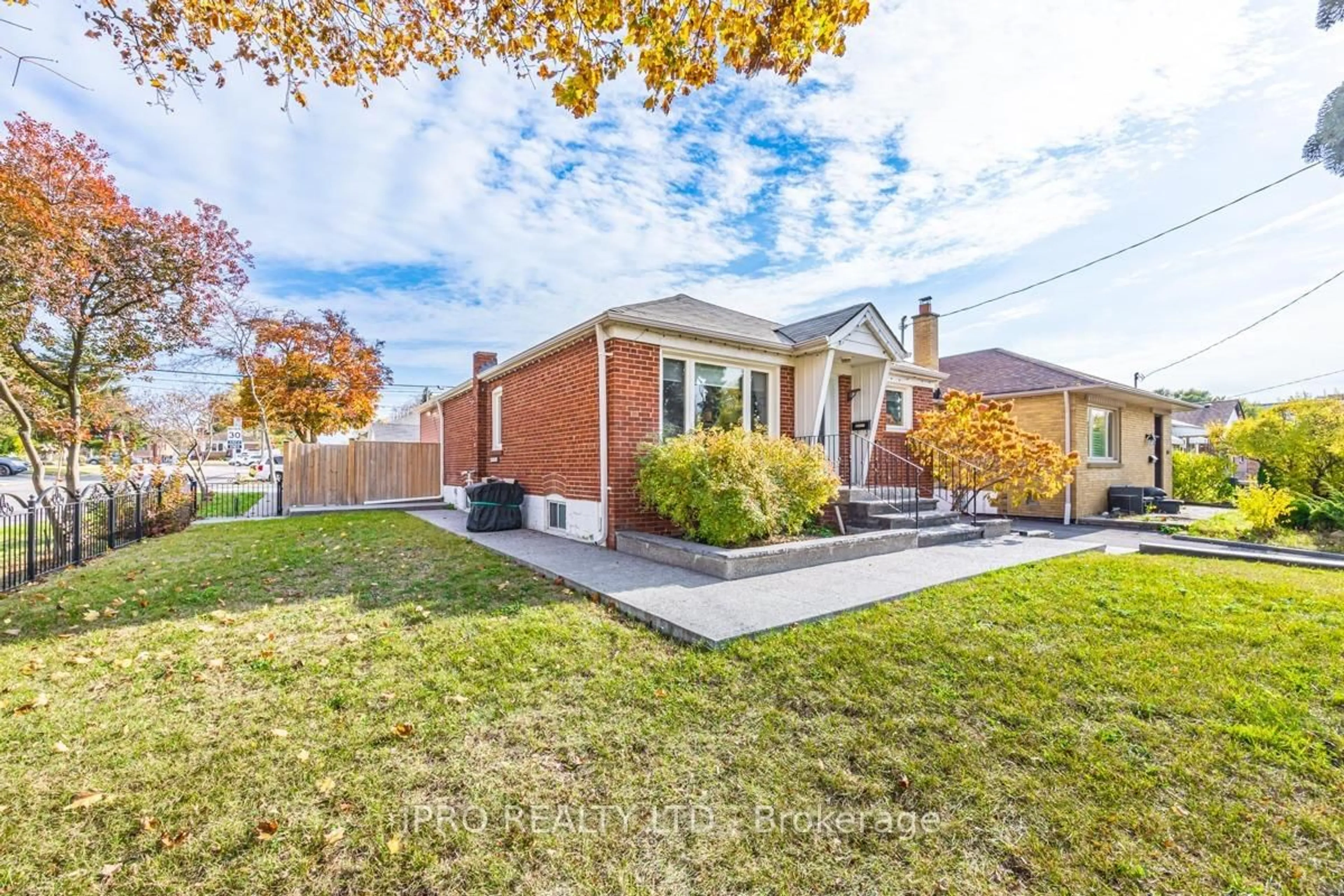 Home with brick exterior material, street for 55 Lilian Dr, Toronto Ontario M1R 3W2