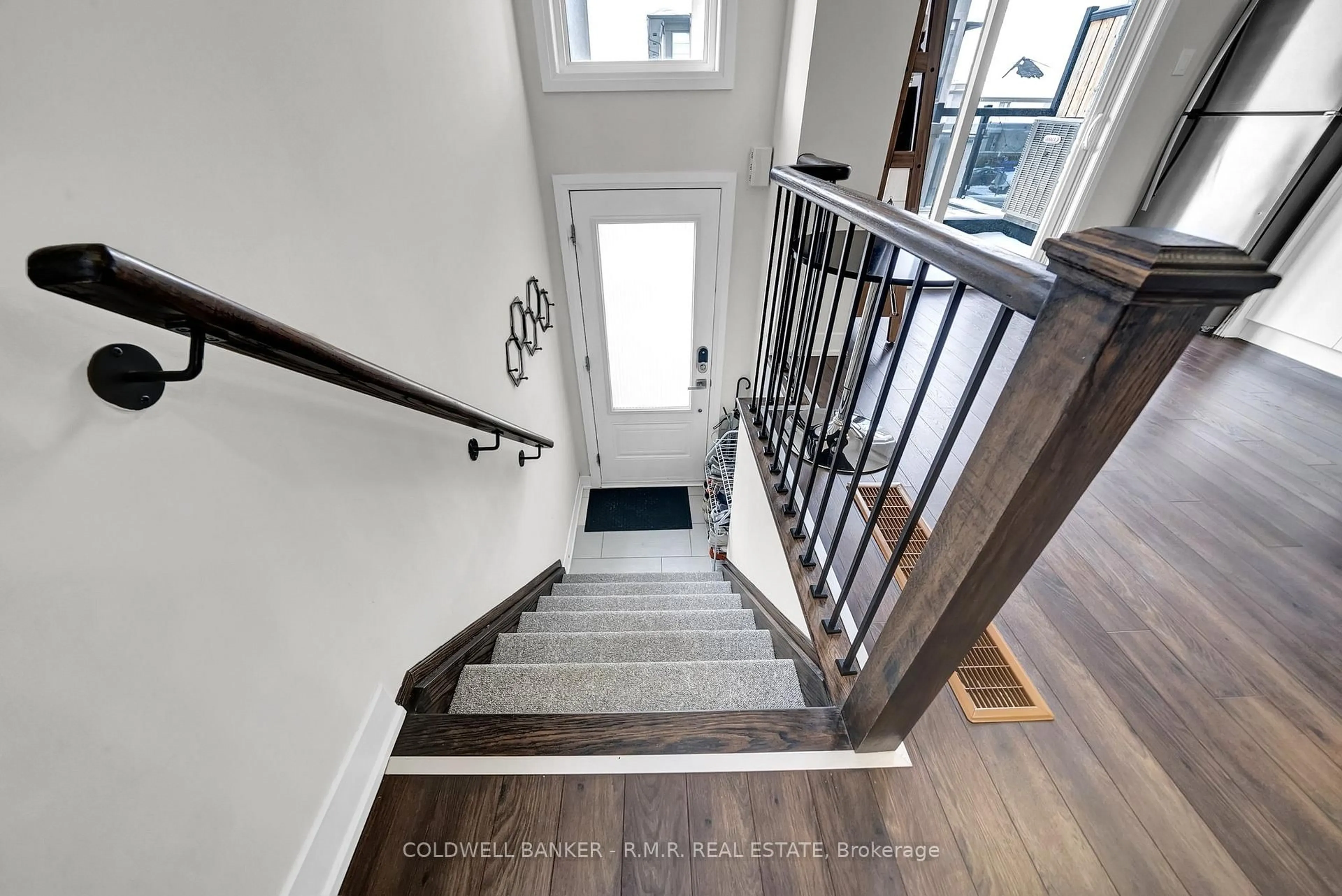 Stairs for 15 Shawfield Way #83, Whitby Ontario L1R 0N8