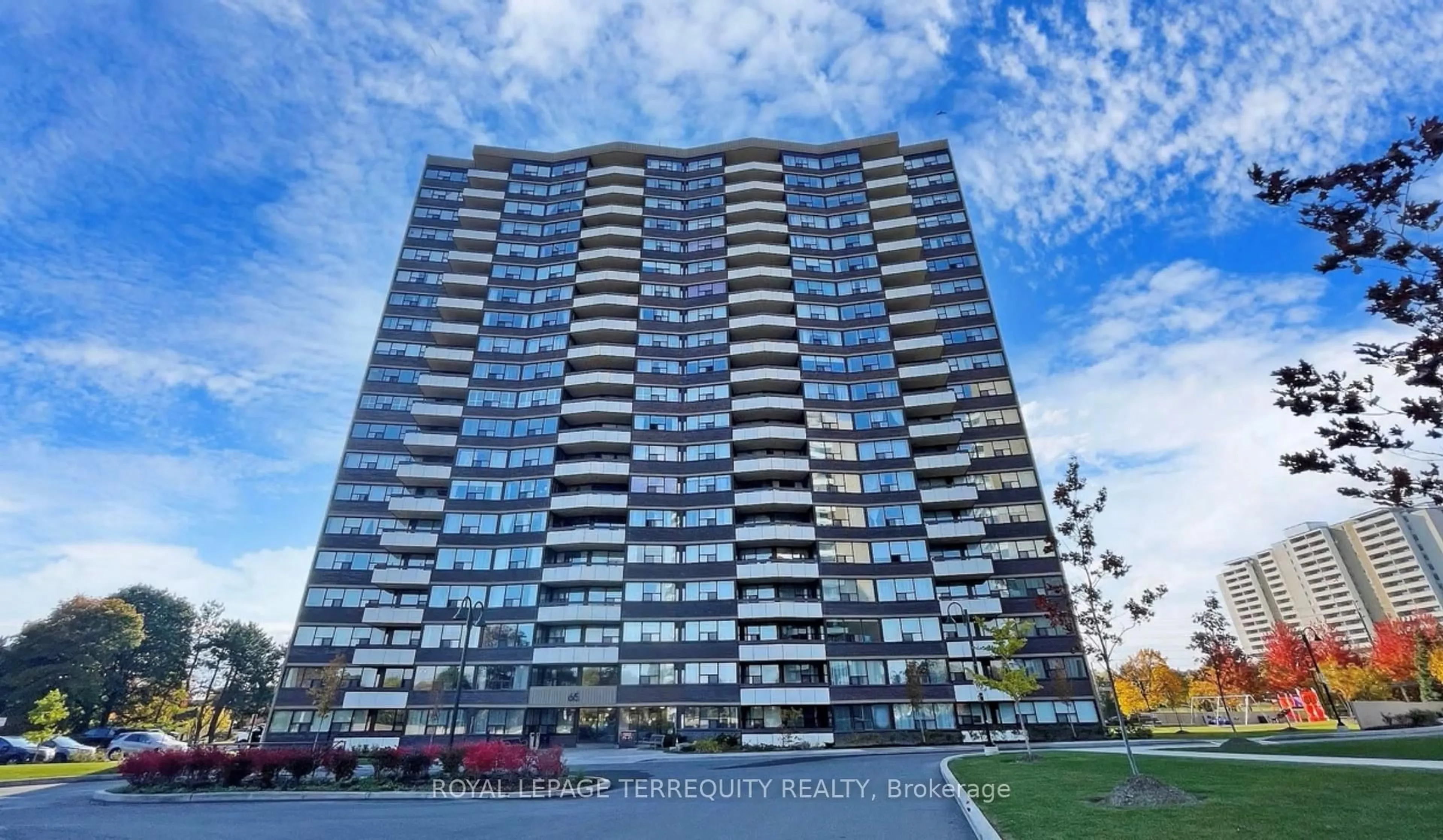 A pic from outside/outdoor area/front of a property/back of a property/a pic from drone, building for 65 Huntingdale Blvd #PH4, Toronto Ontario M1W 2P1