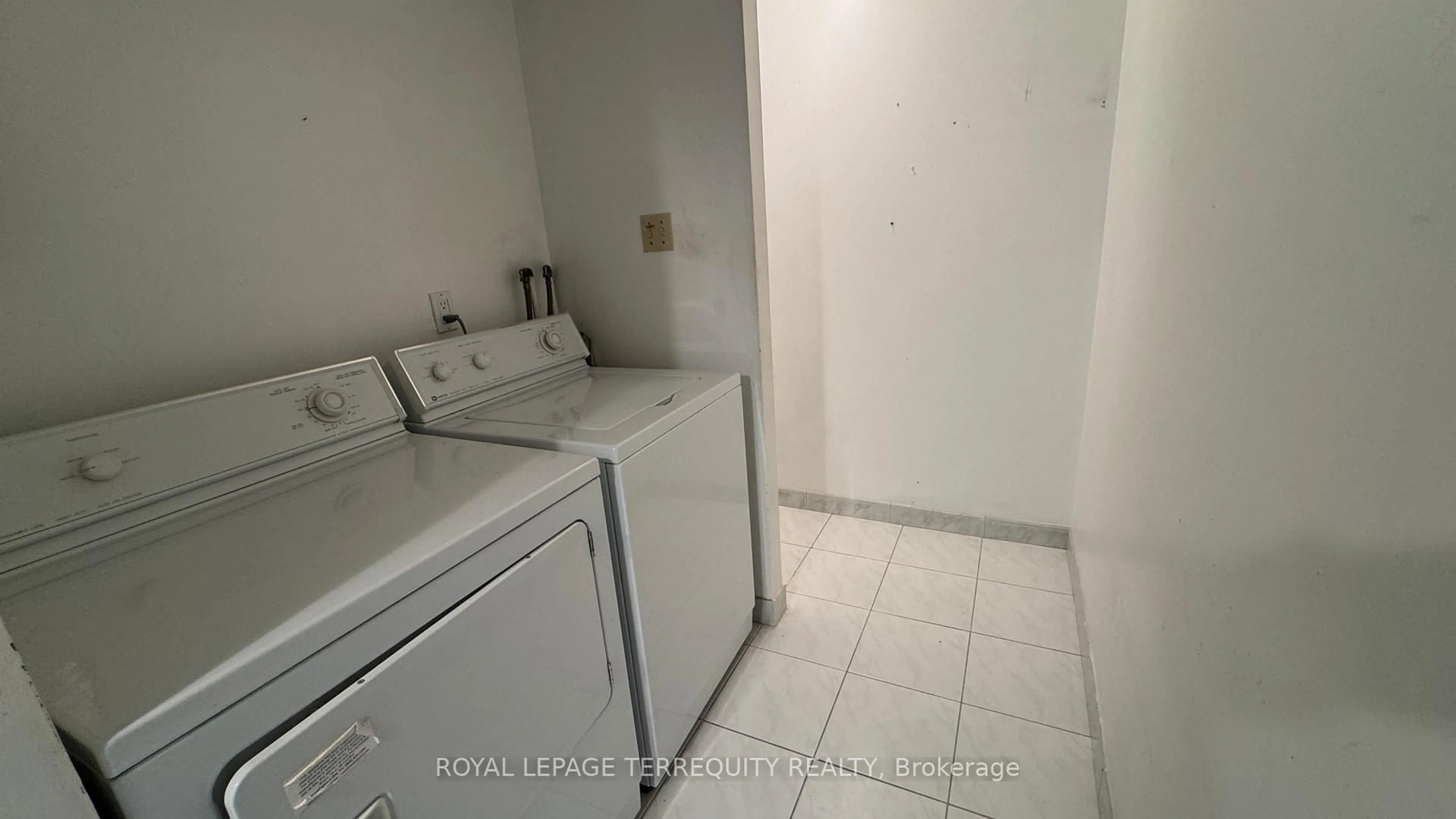 Laundry room for 65 Huntingdale Blvd #PH4, Toronto Ontario M1W 2P1