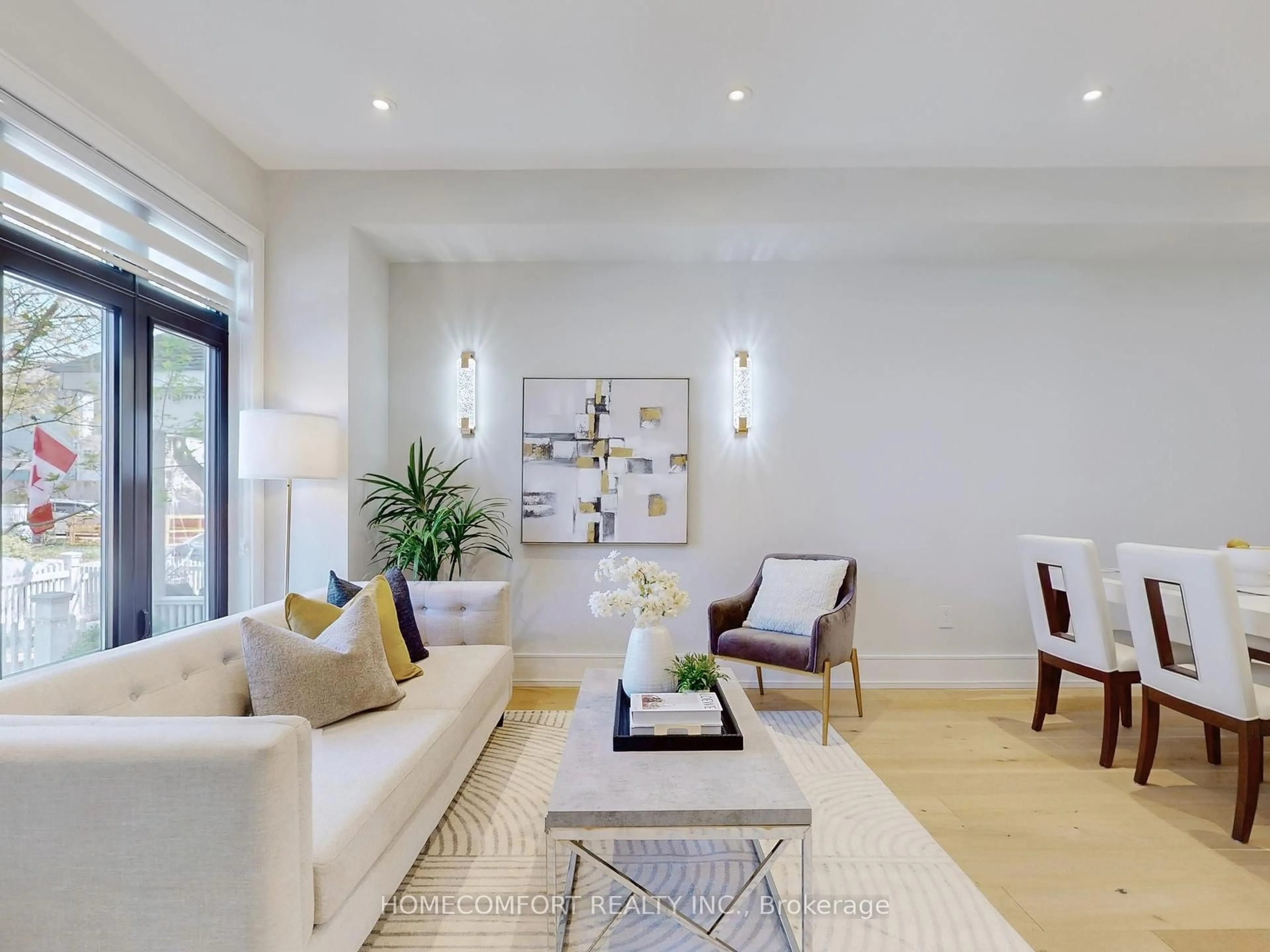 Living room with furniture, unknown for 70 Bellefair Ave, Toronto Ontario M4L 3T8