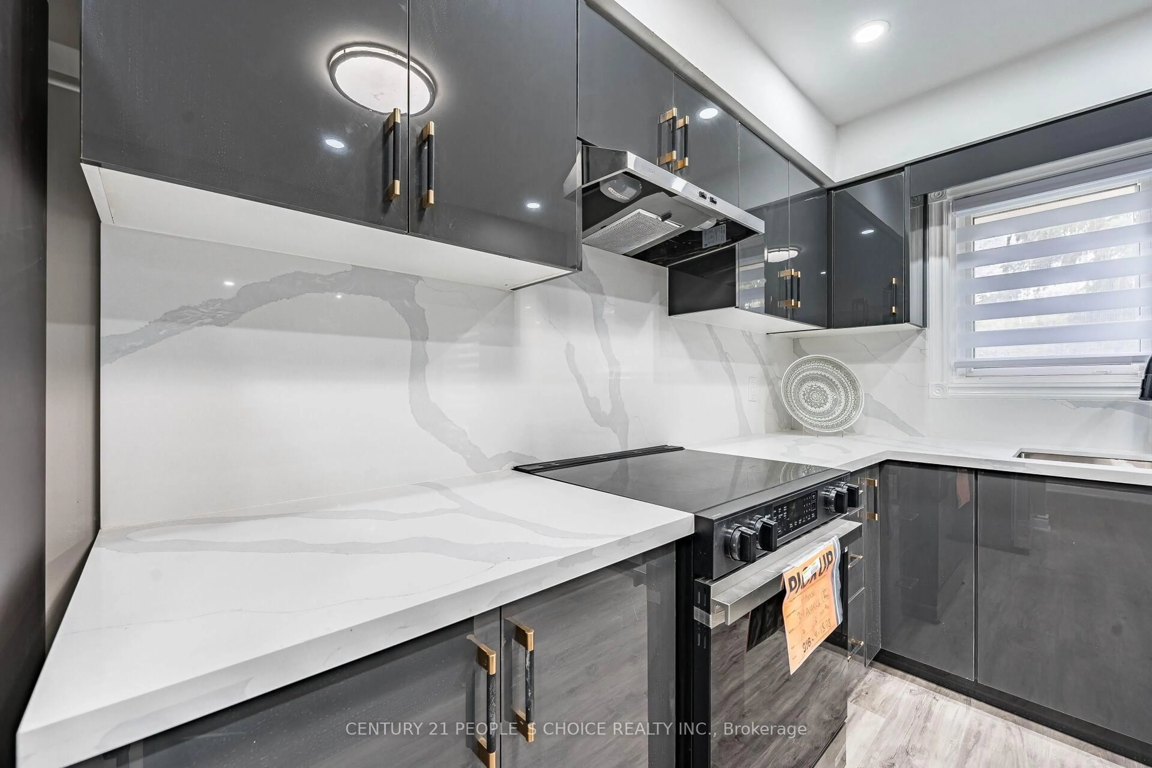 Contemporary kitchen, ceramic/tile floor for 506 Normandy St #25, Oshawa Ontario L1H 7N8