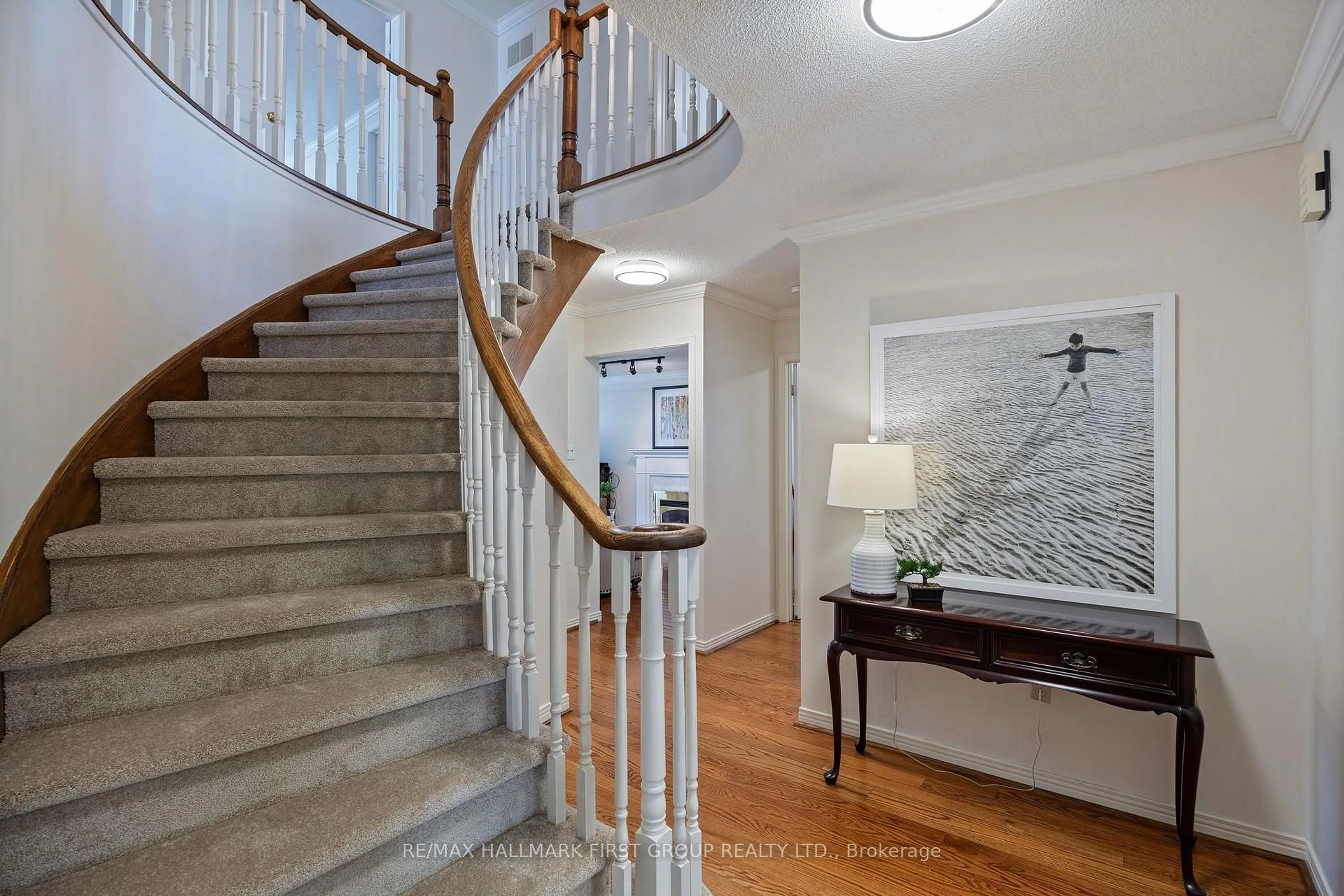 Unknown for 22 Kennett Dr, Whitby Ontario L1P 1L5