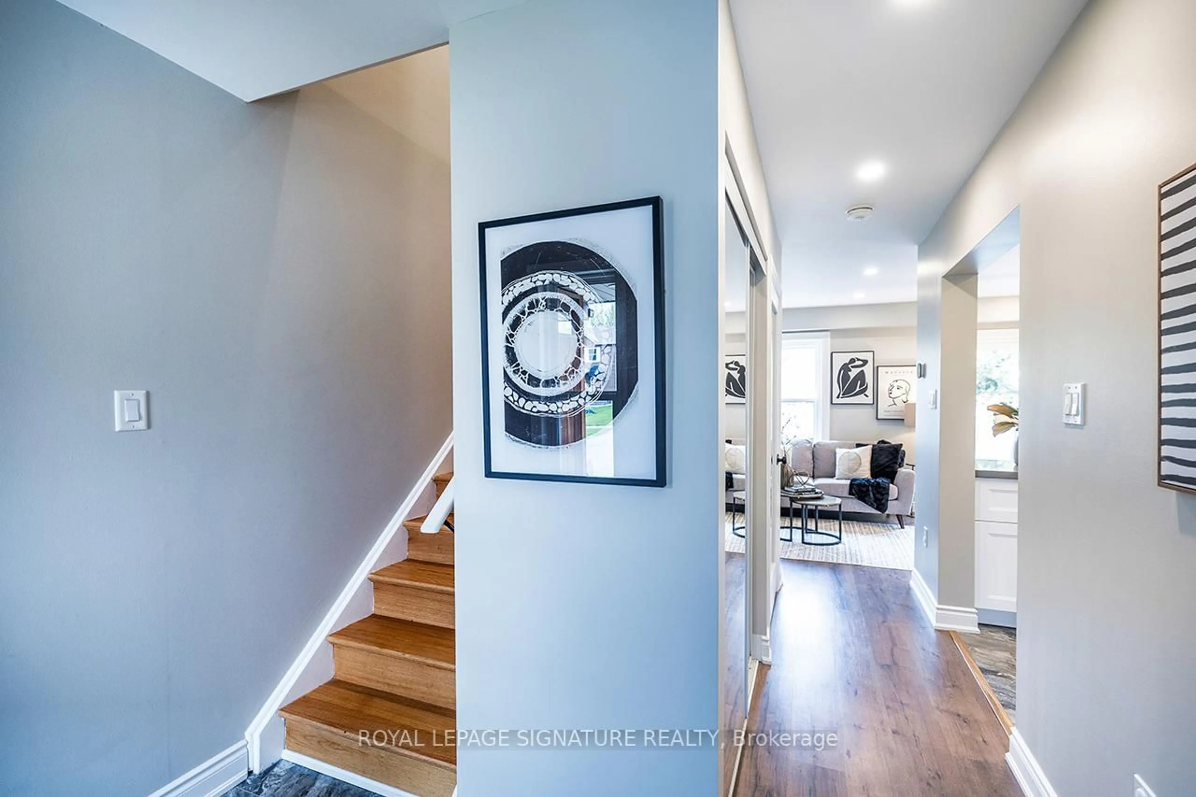Indoor entryway for 12 Fulton Cres, Whitby Ontario L1R 2C9