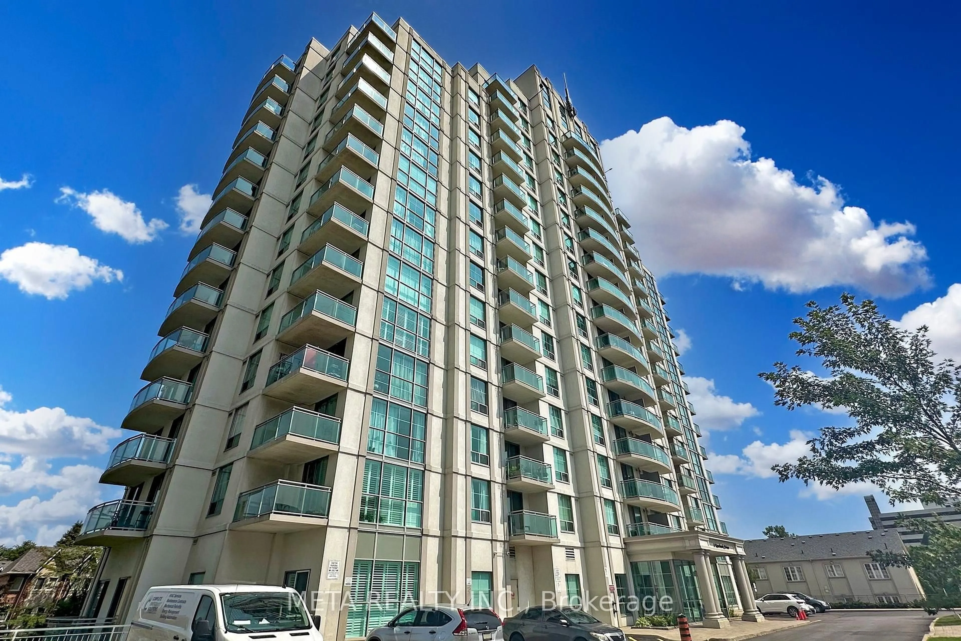 Indoor foyer for 8 Rosebank Dr #5L, Toronto Ontario M1B 5Z3
