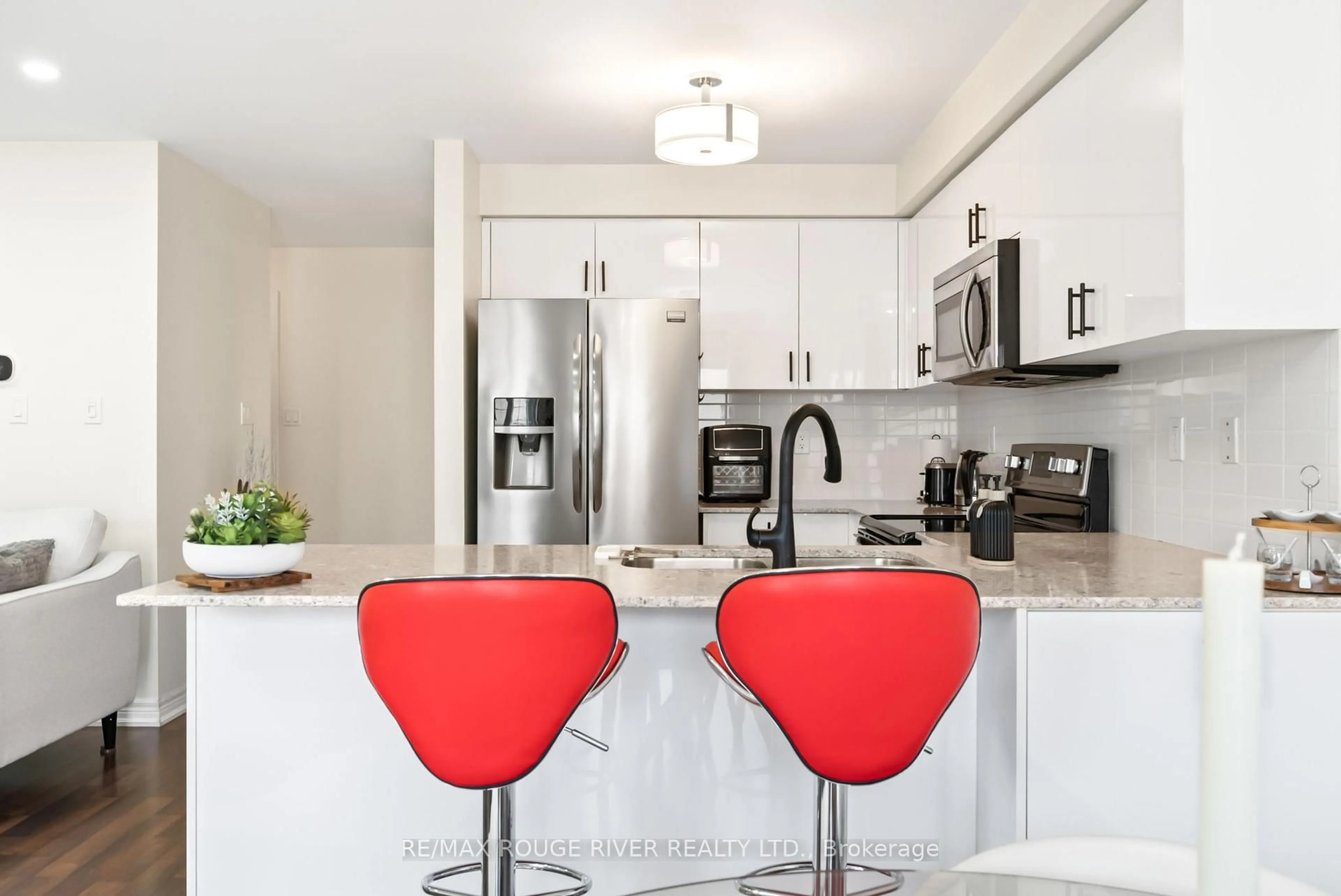 Open concept kitchen, ceramic/tile floor for 61 Mantz Cres, Whitby Ontario L1R 0L2