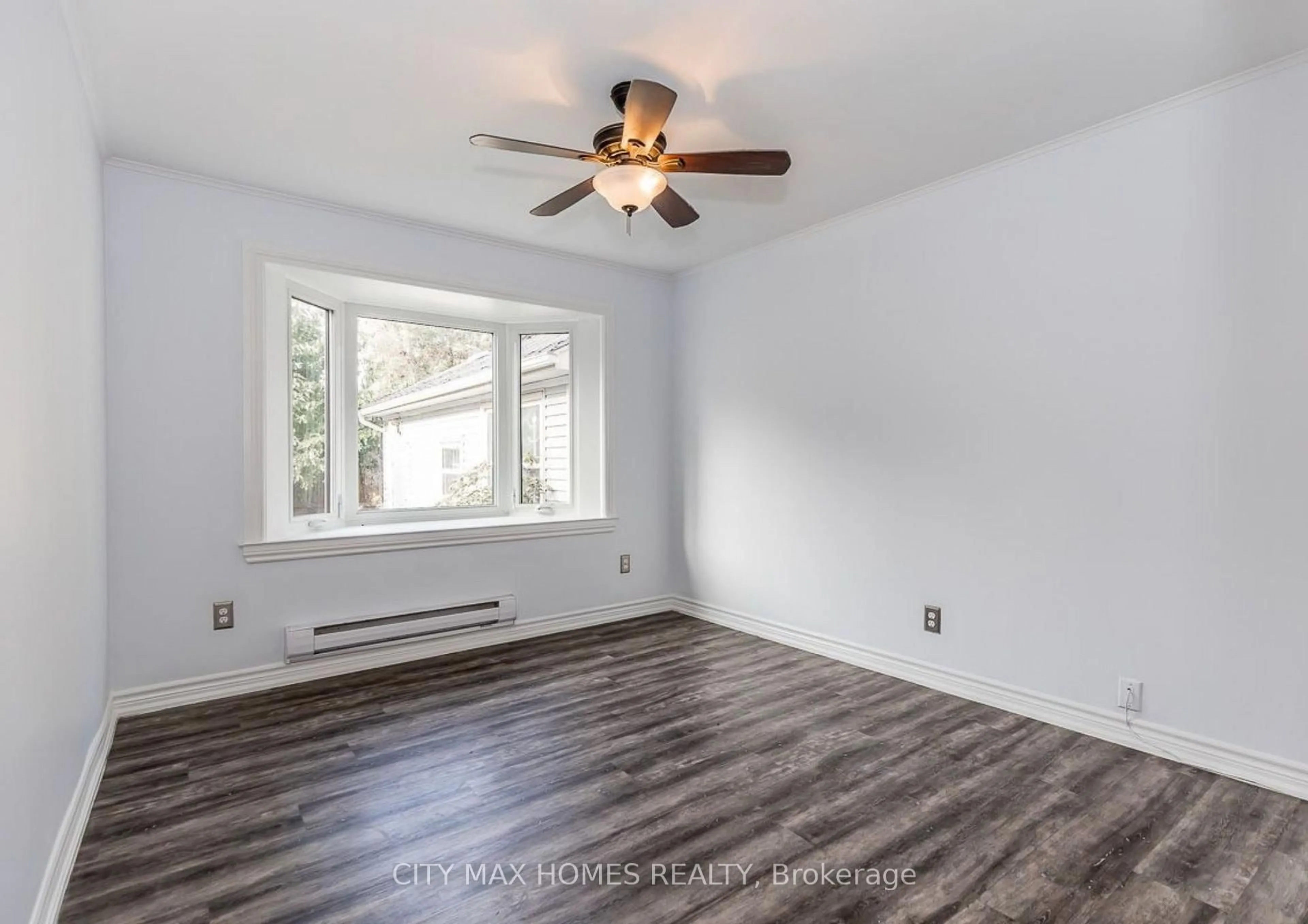 A pic of a room for 45 Glynn Rd, Ajax Ontario L1S 2C4